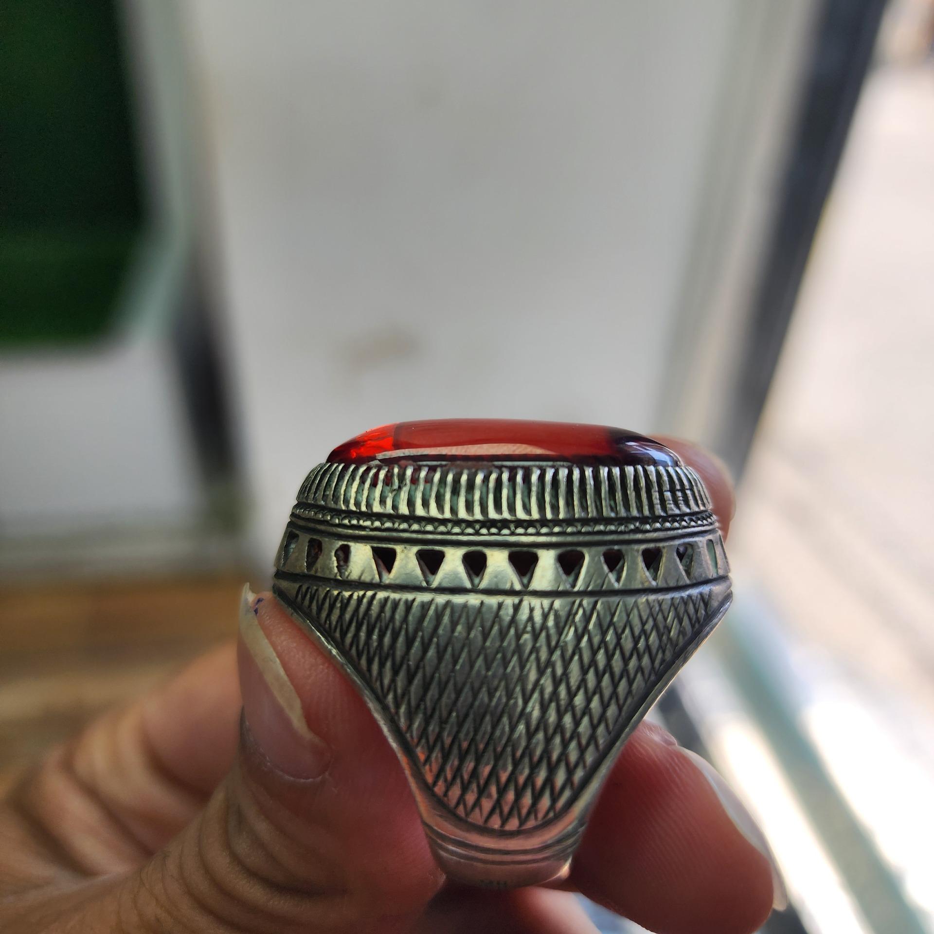 انگشتر عقیق بزرگ