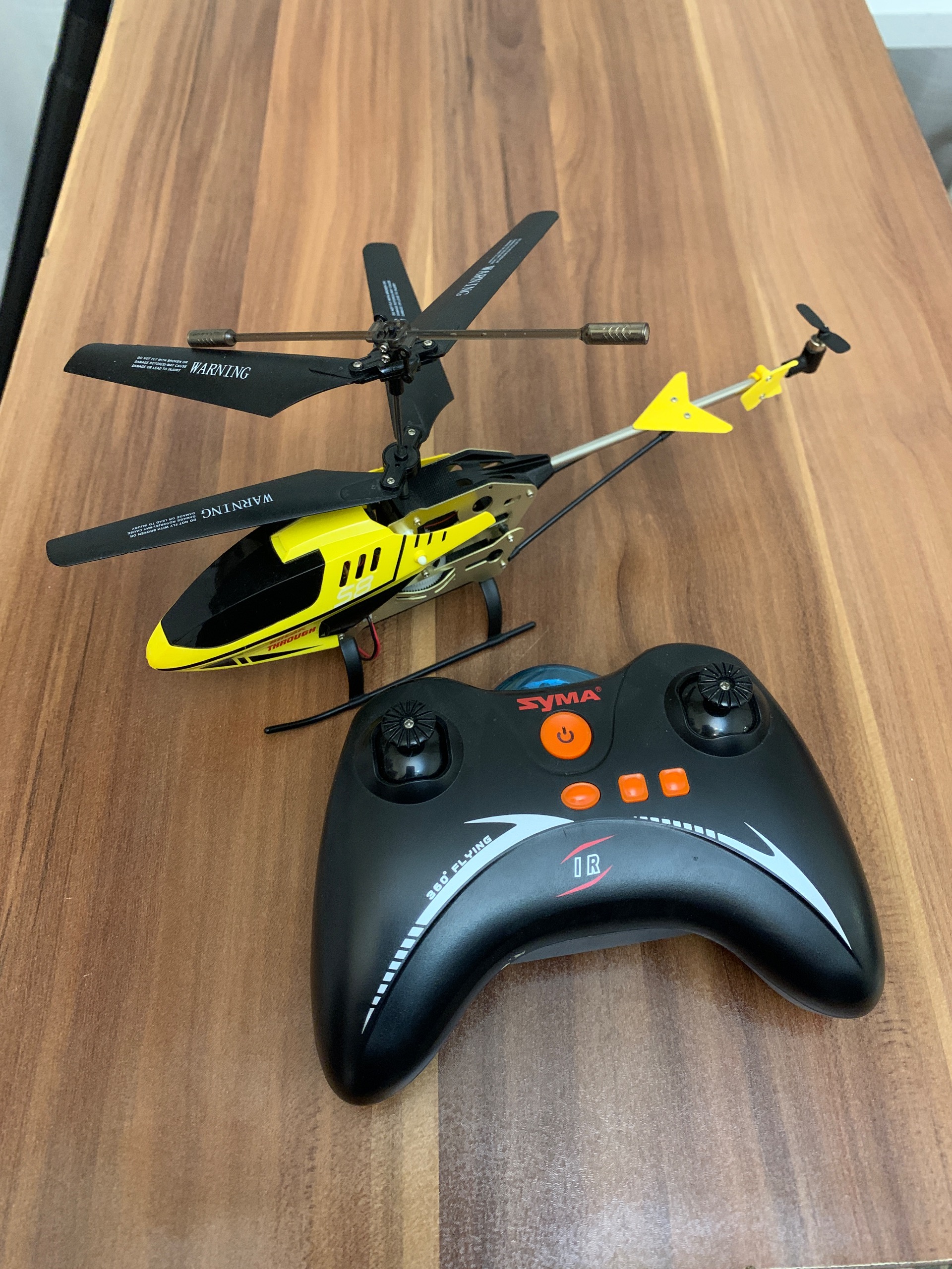 هلیکوپتر کنترلی فوق العاده با کیفیت از برند سیما