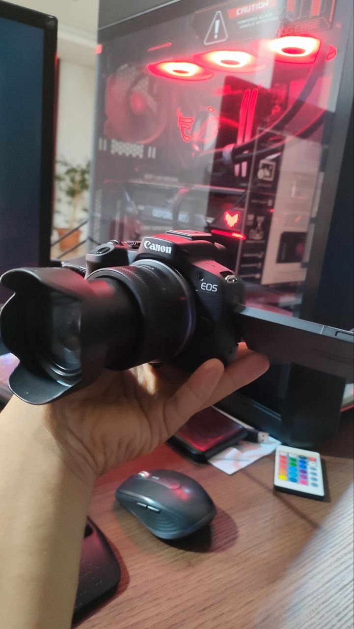 دوربین Canon R50 لنز 18-45mm