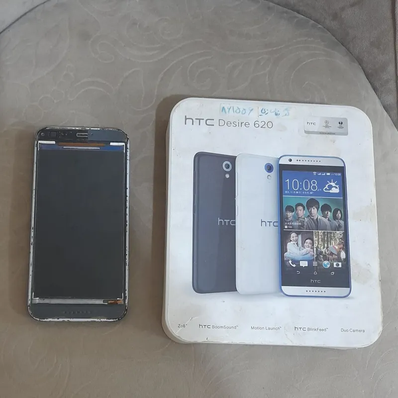  گوشی اچ تی سی السیدی شکسته htc 620