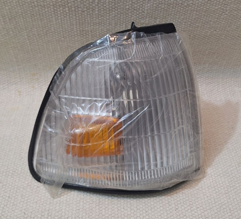 چراغ راهنما پراید کره ای