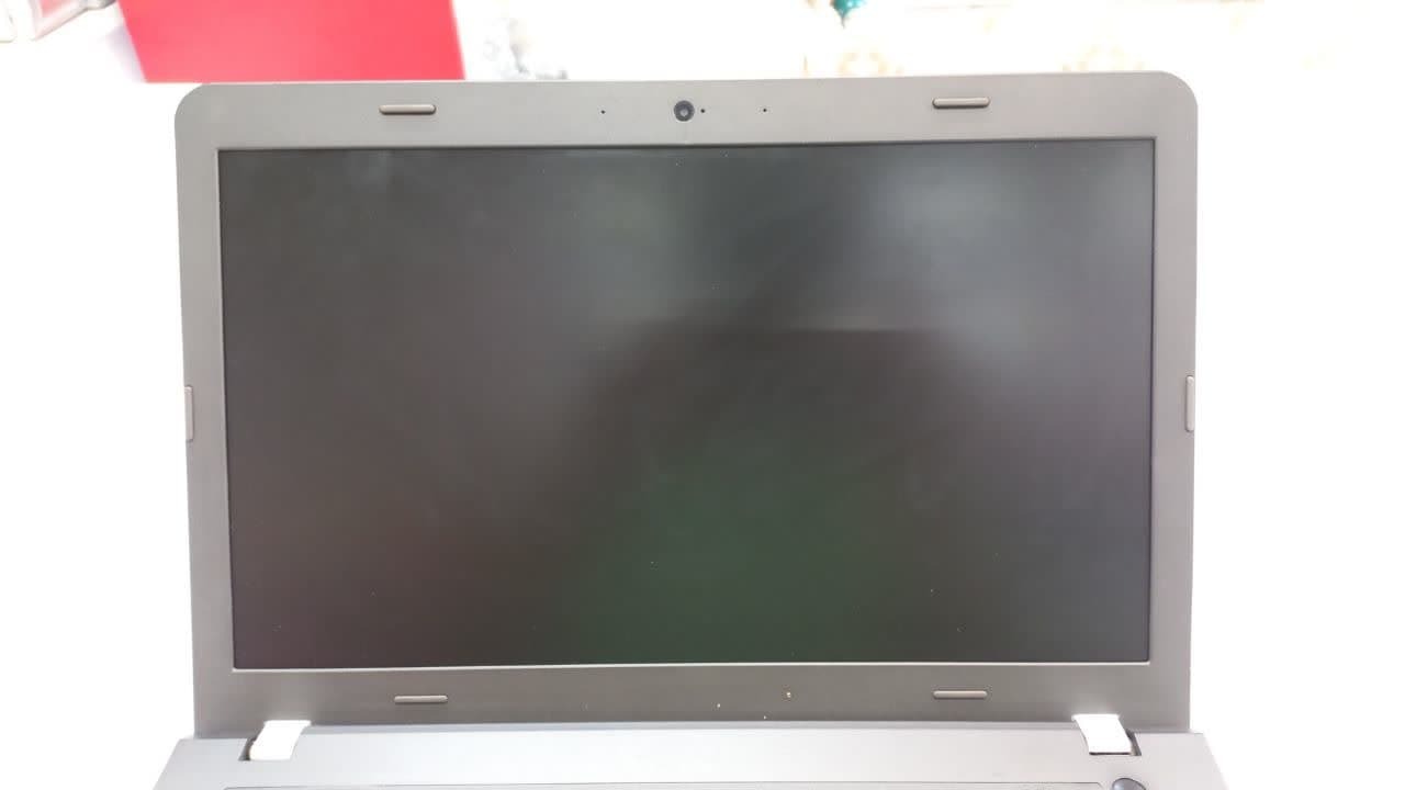 لپ تاپ Lenovo E560 i5 8 256 HD