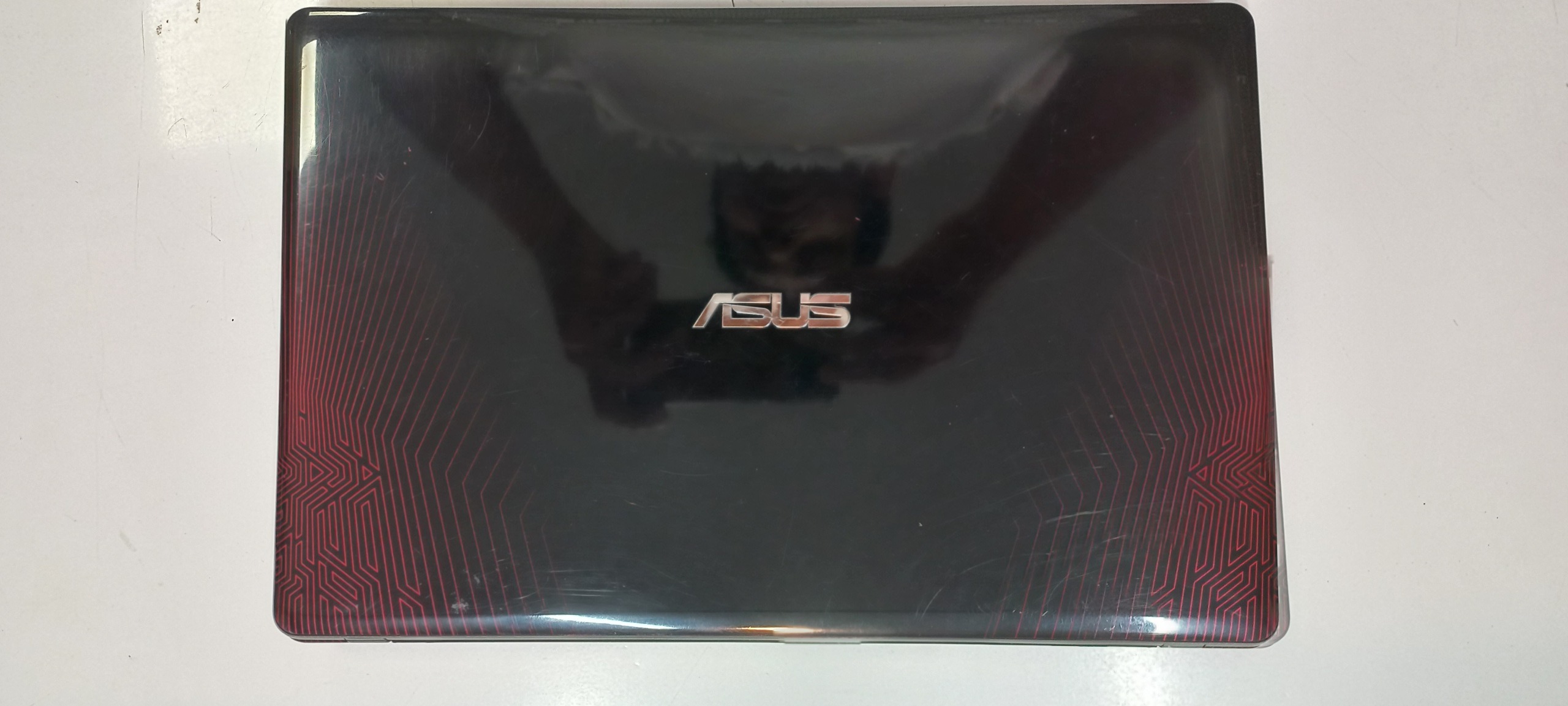 Asus k550v i7-7700HQ 16gb 500 GTX950M 4g نسل 7