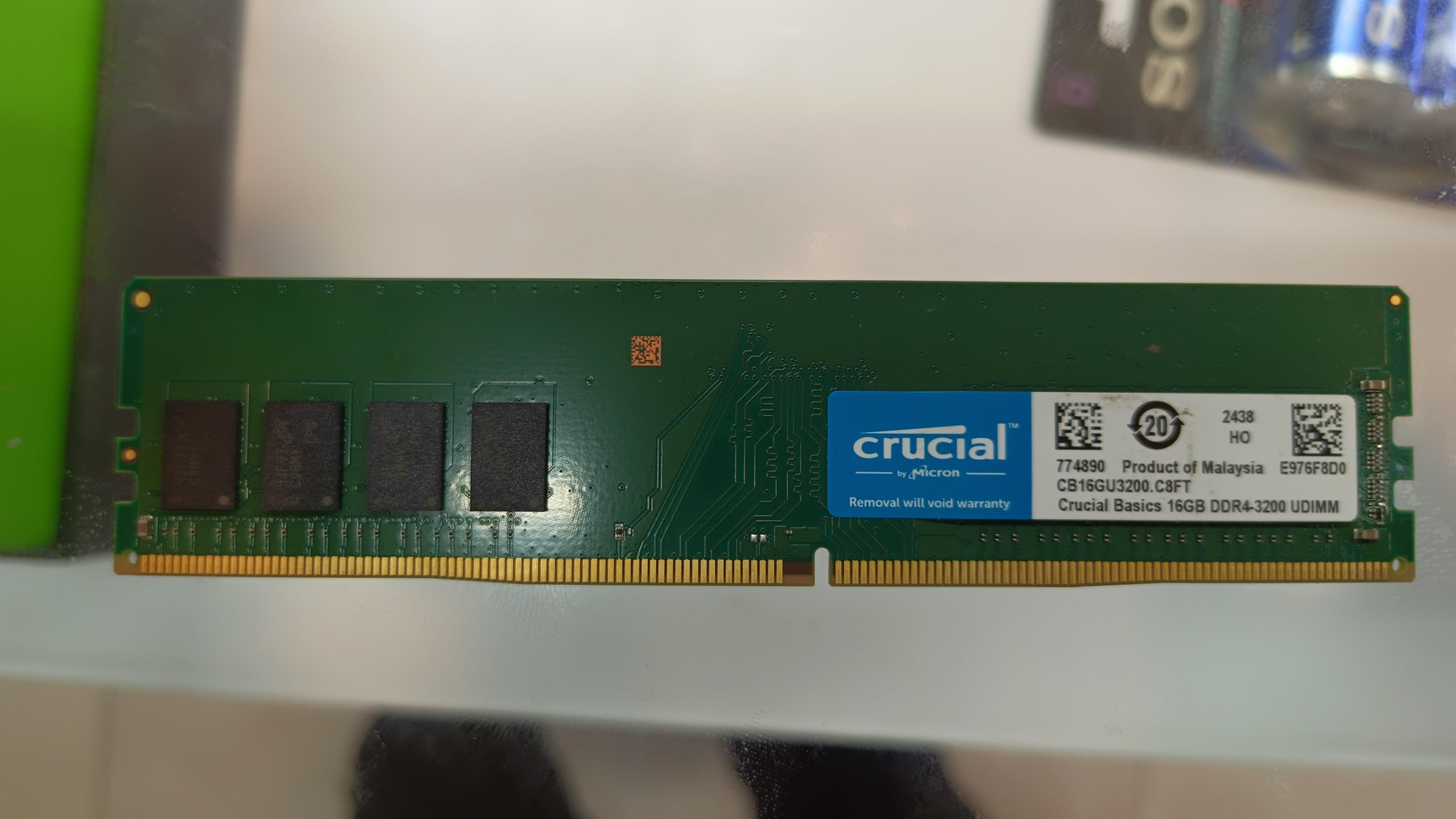 رم کامپیوتر CRUCIAL 16G DDR4 3200