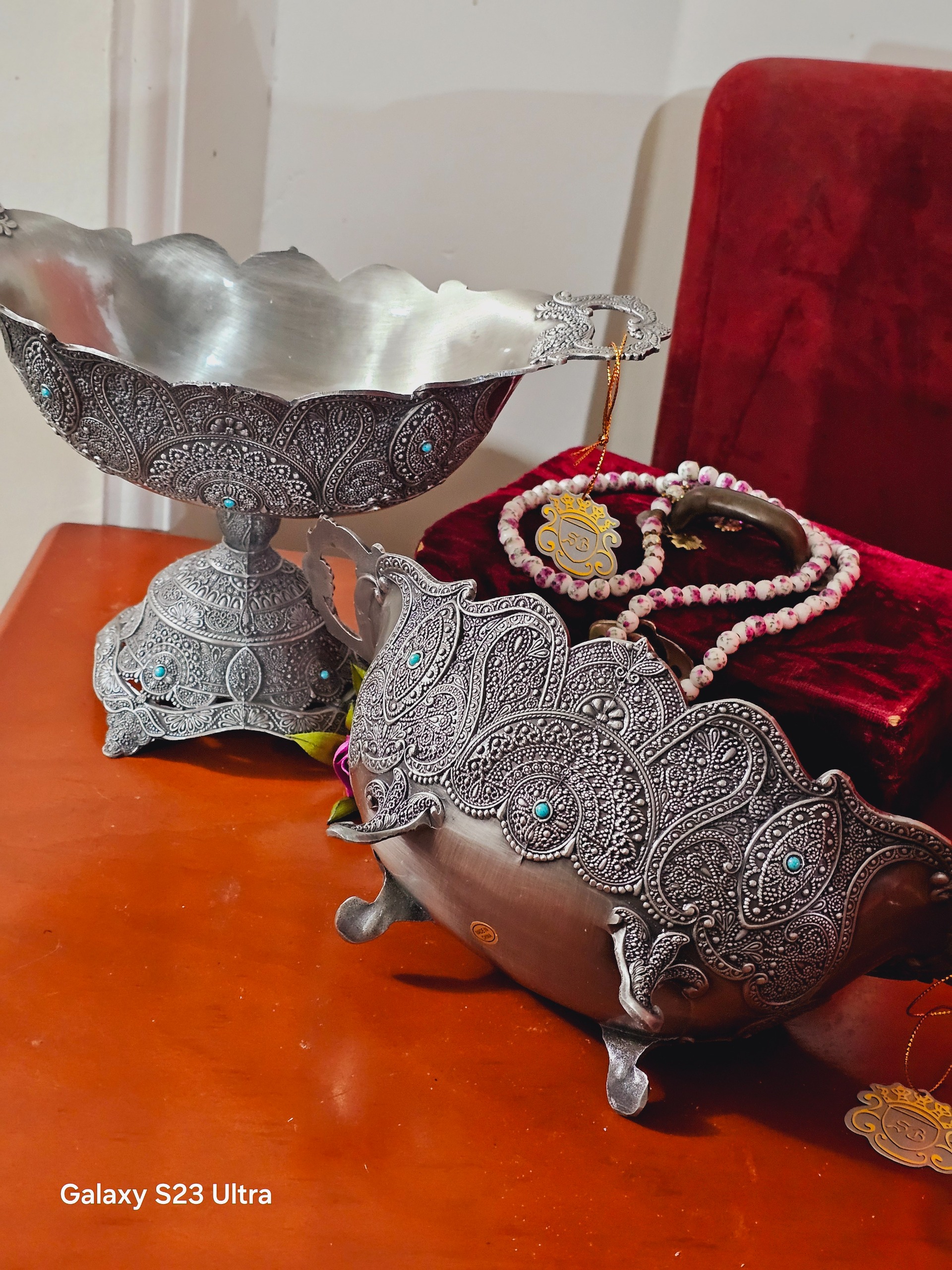 آجیل و شکلاتخوری پیوتر قدیمی (توصیحات)
