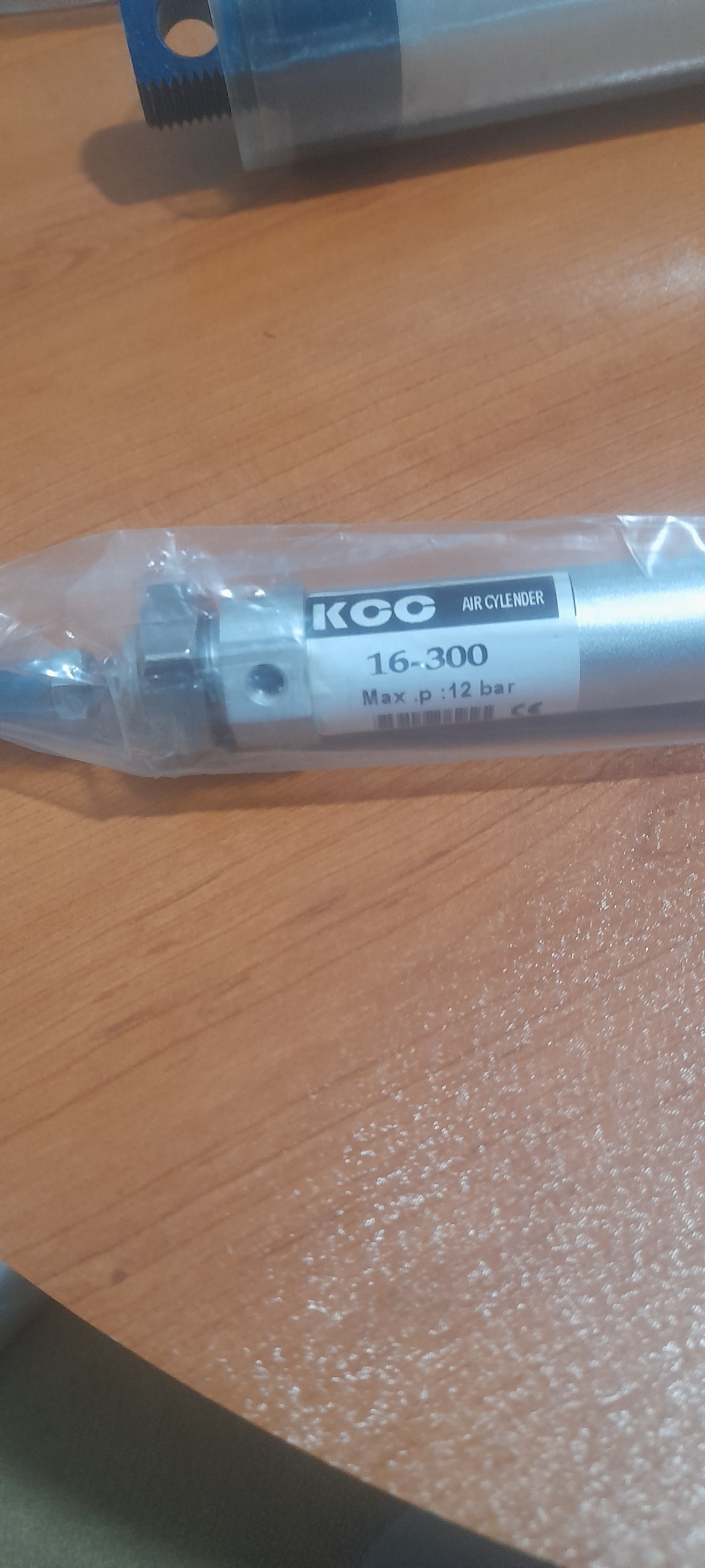 جک قلمی پنوماتیک 300 × 16 KCC