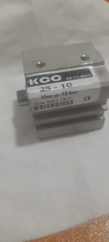 جک کمپکت 10 × 25 پنوماتیک KCC چین
