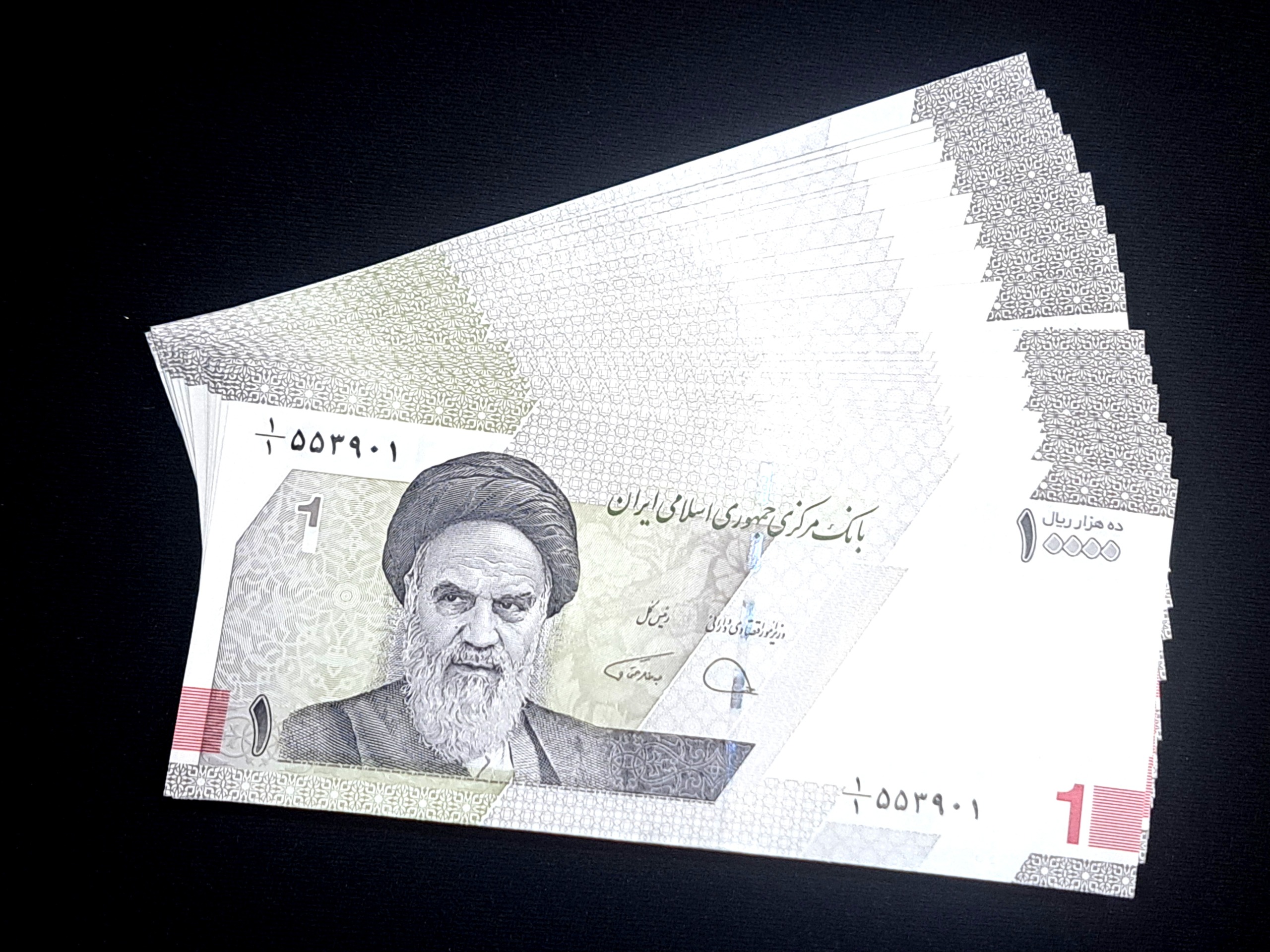 10 برگ سریال هزاری جدید یک یکم