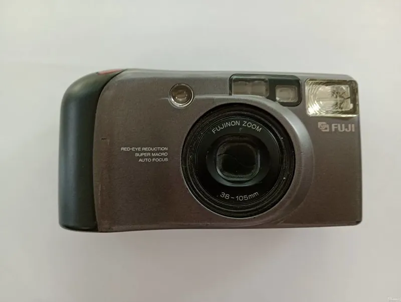 دوربین عکاسی قدیمی فوجی fuji