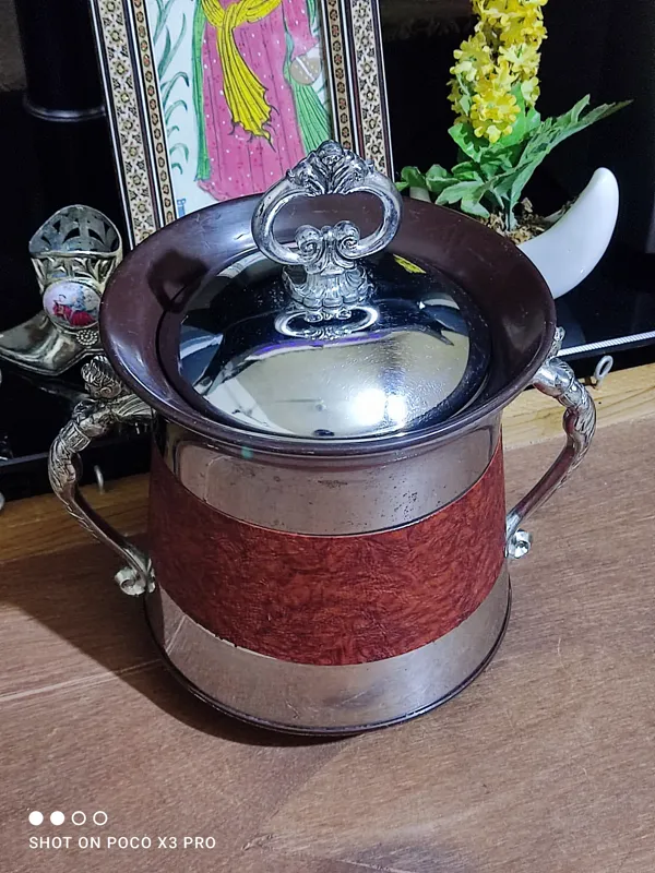 یخدان قدیمی ژاپنی