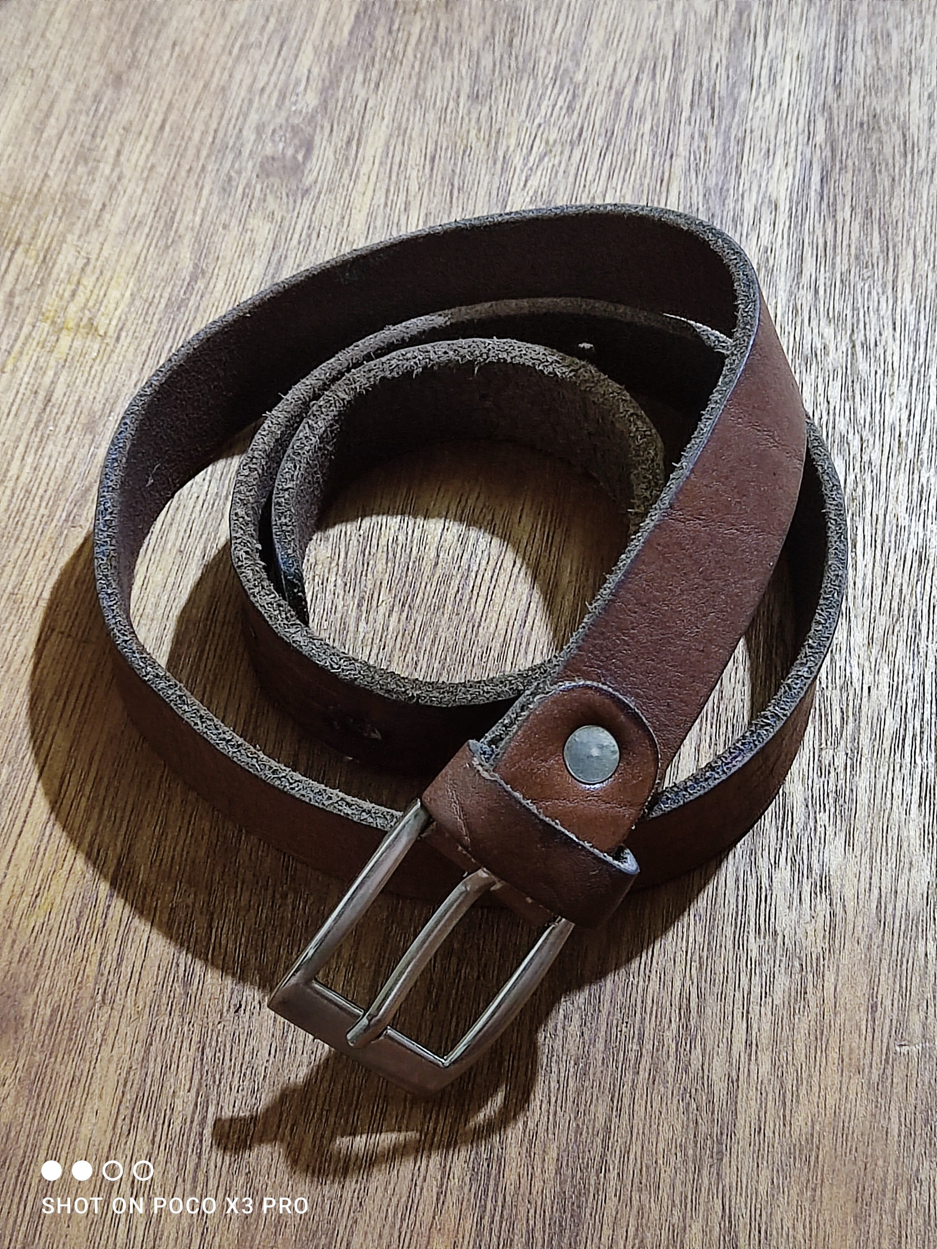 کمربند قدیمی تمام چرم بچگونه