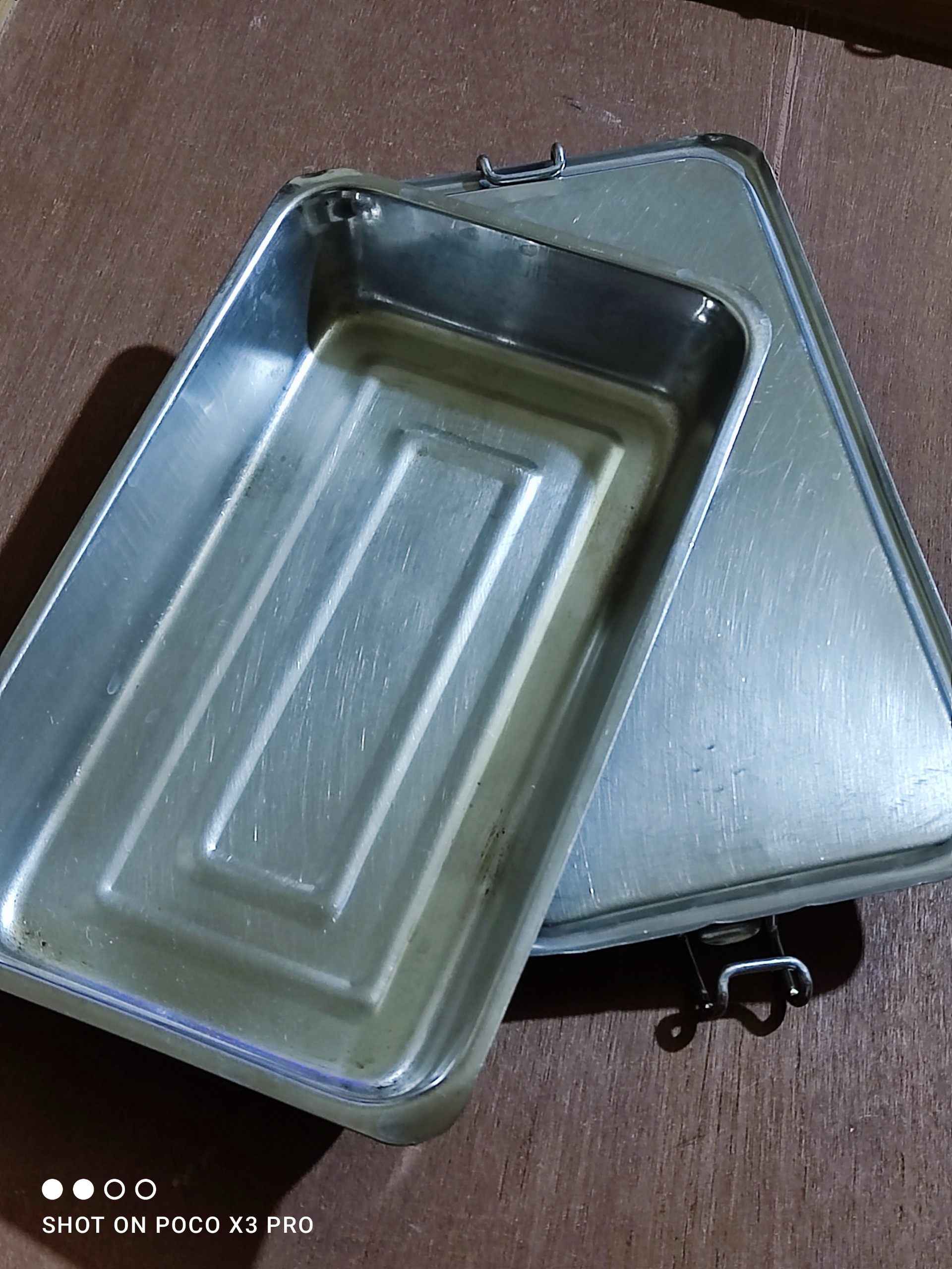 ظرف غذای تمام استیل قدیمی