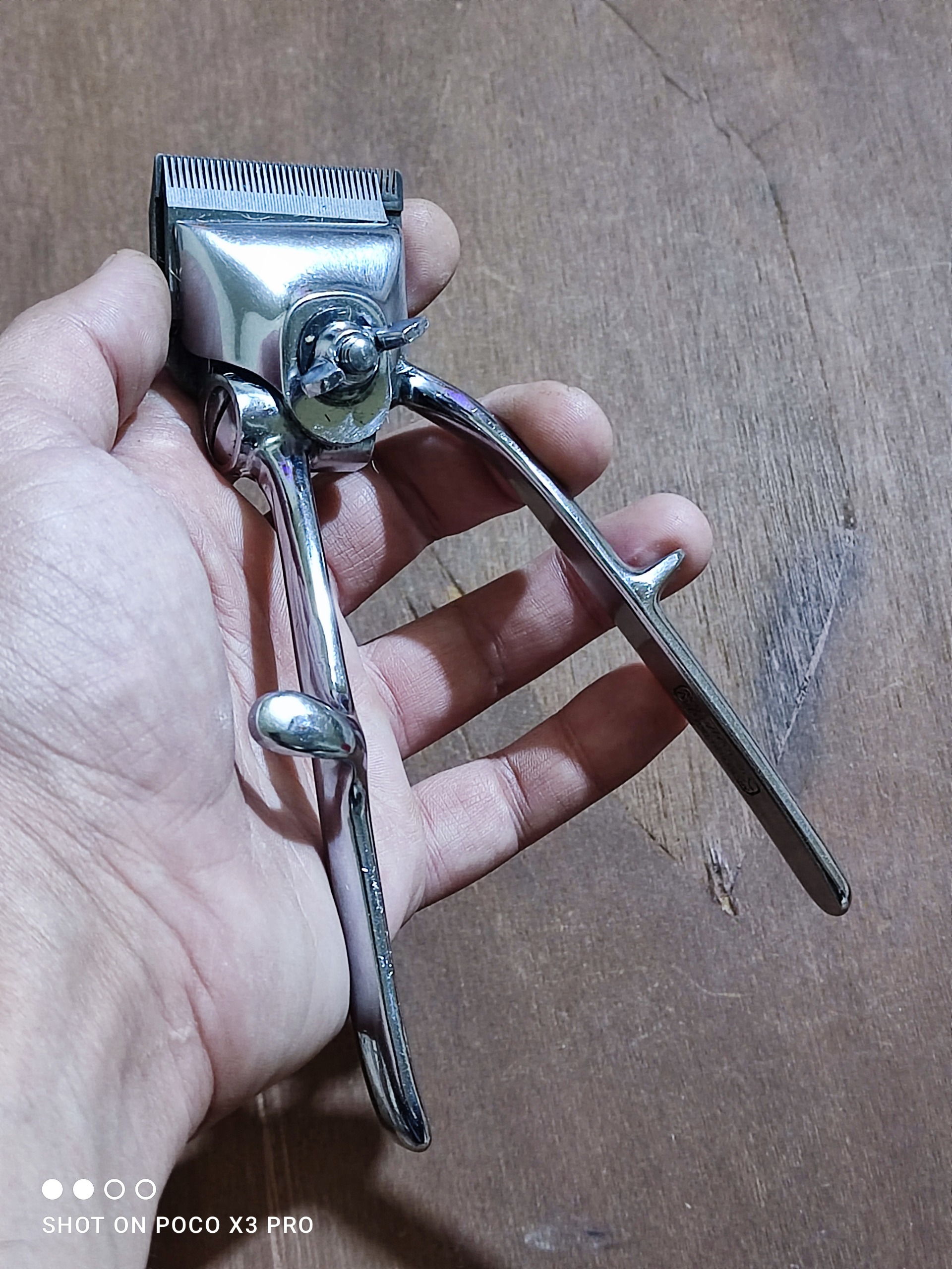 ماشین اصلاح دستی قدیمی