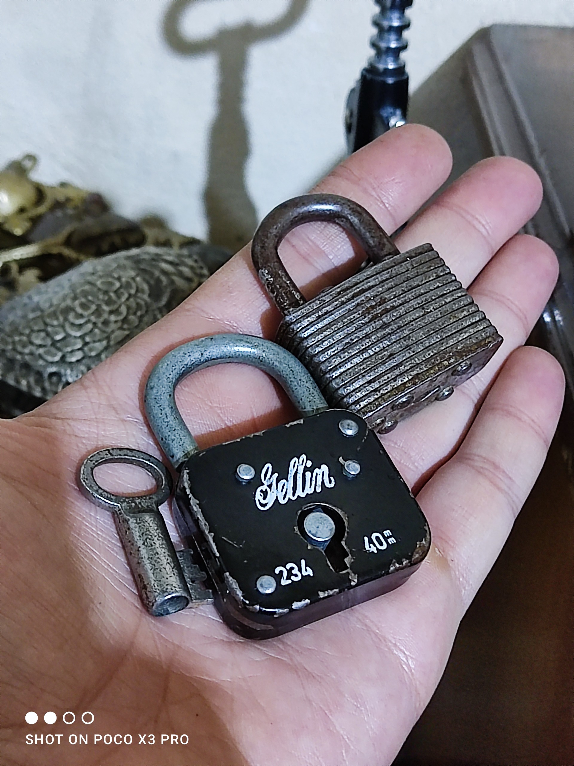 دو عدد قفل المانی قدیمی