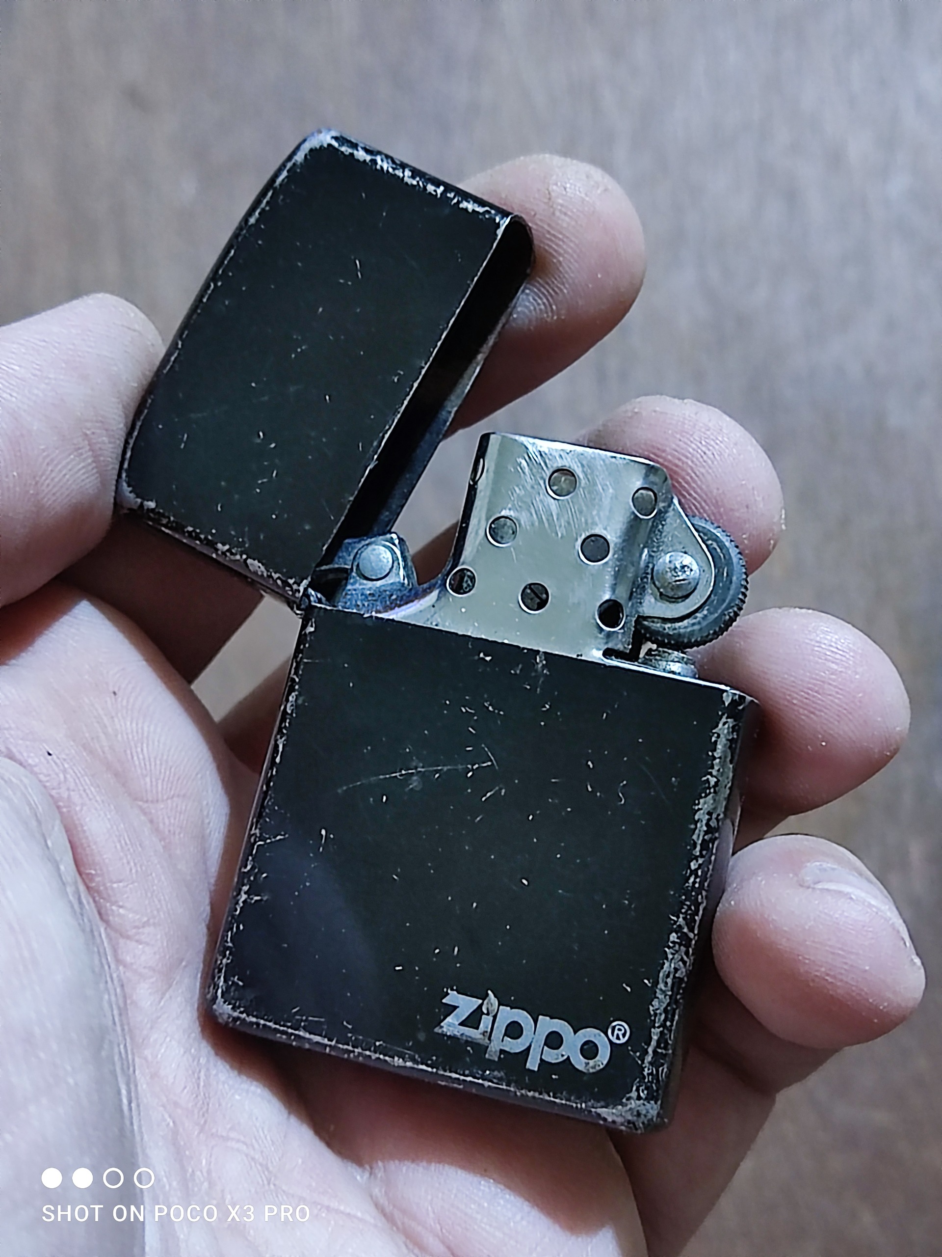 فندک بنزینی زیپو