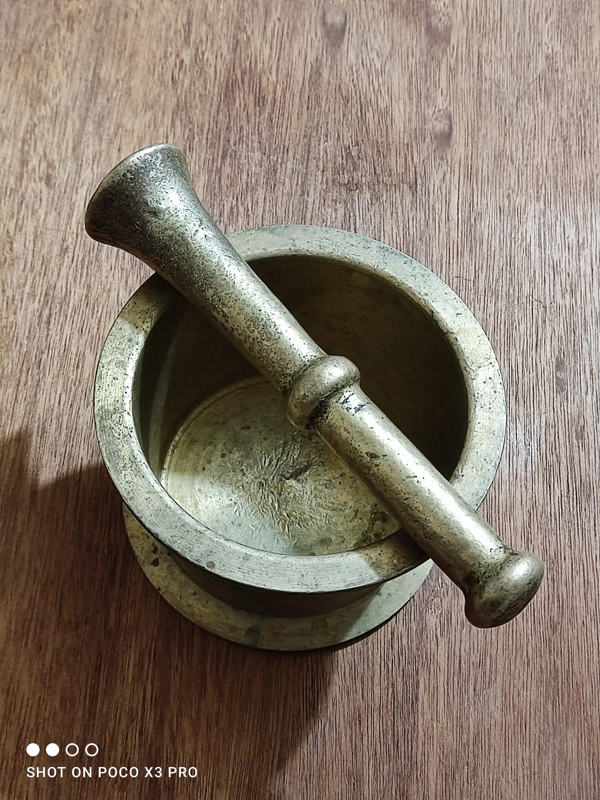 هاون قدیمی برنجی