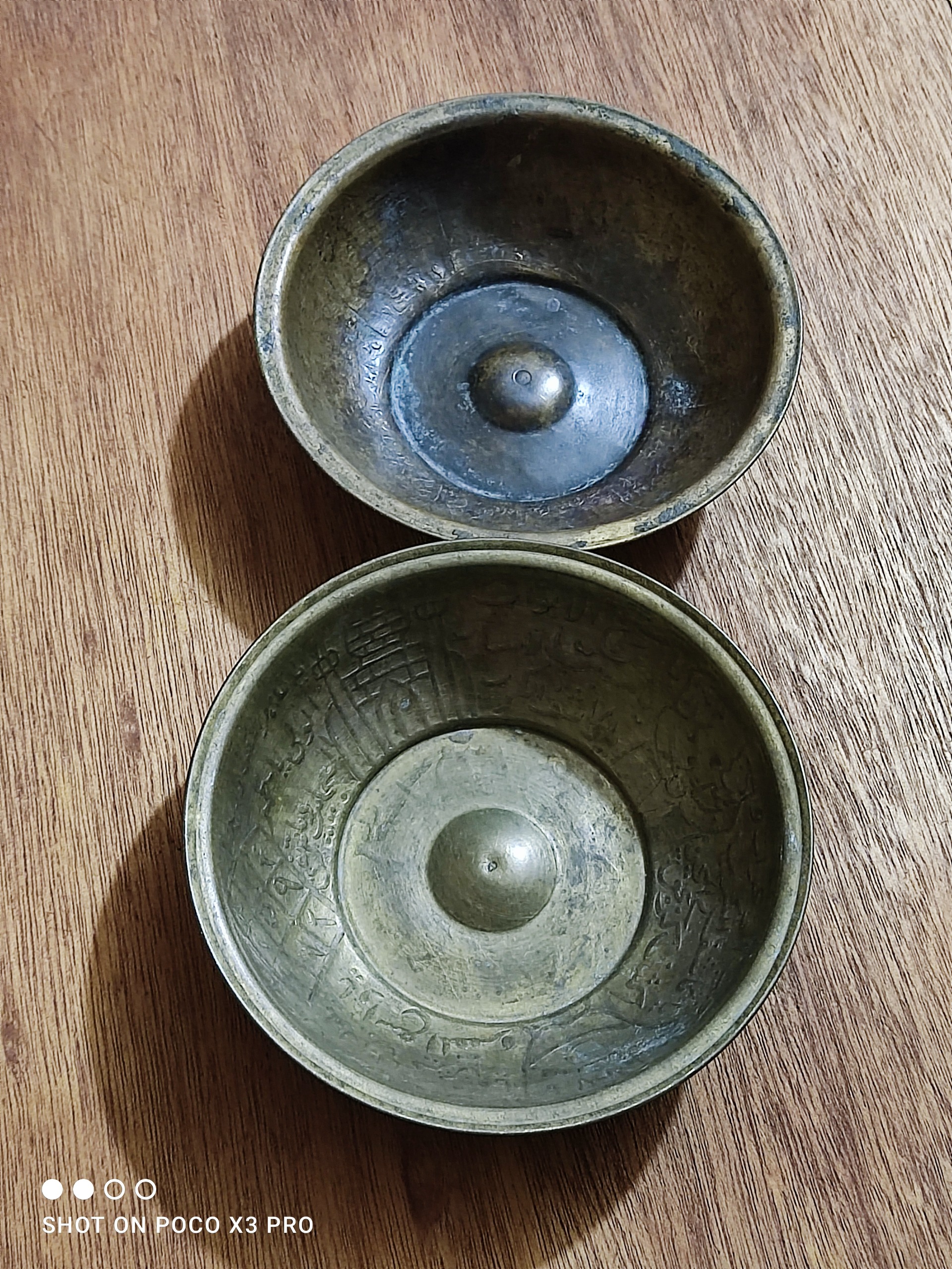 دو عدد کاسه برنجی قدیمی