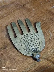 دست