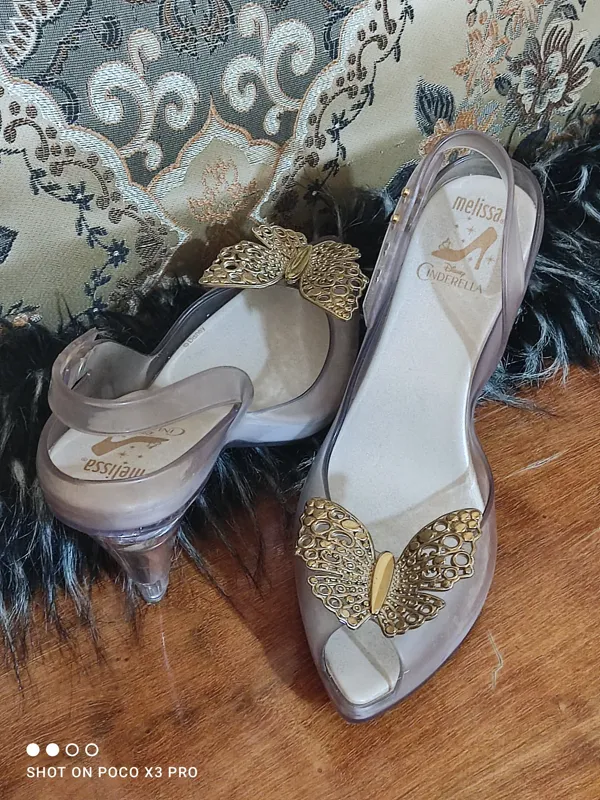 کفش قدیمی کلکسیونی