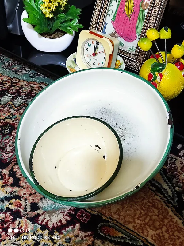 کاسه و بشقاب لعابی قدیمی