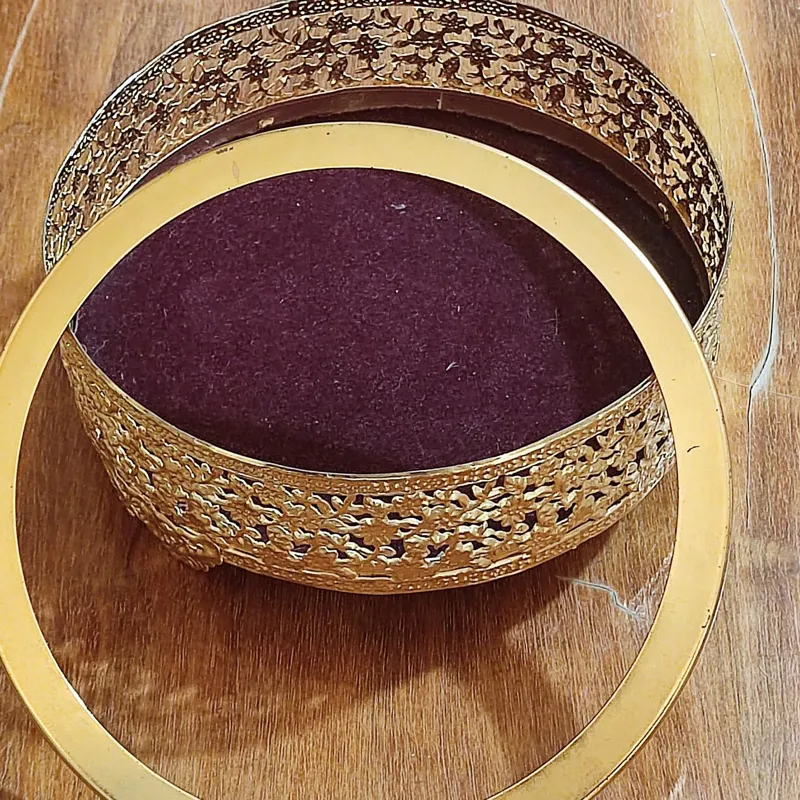 شیرینی خوری قدیمی