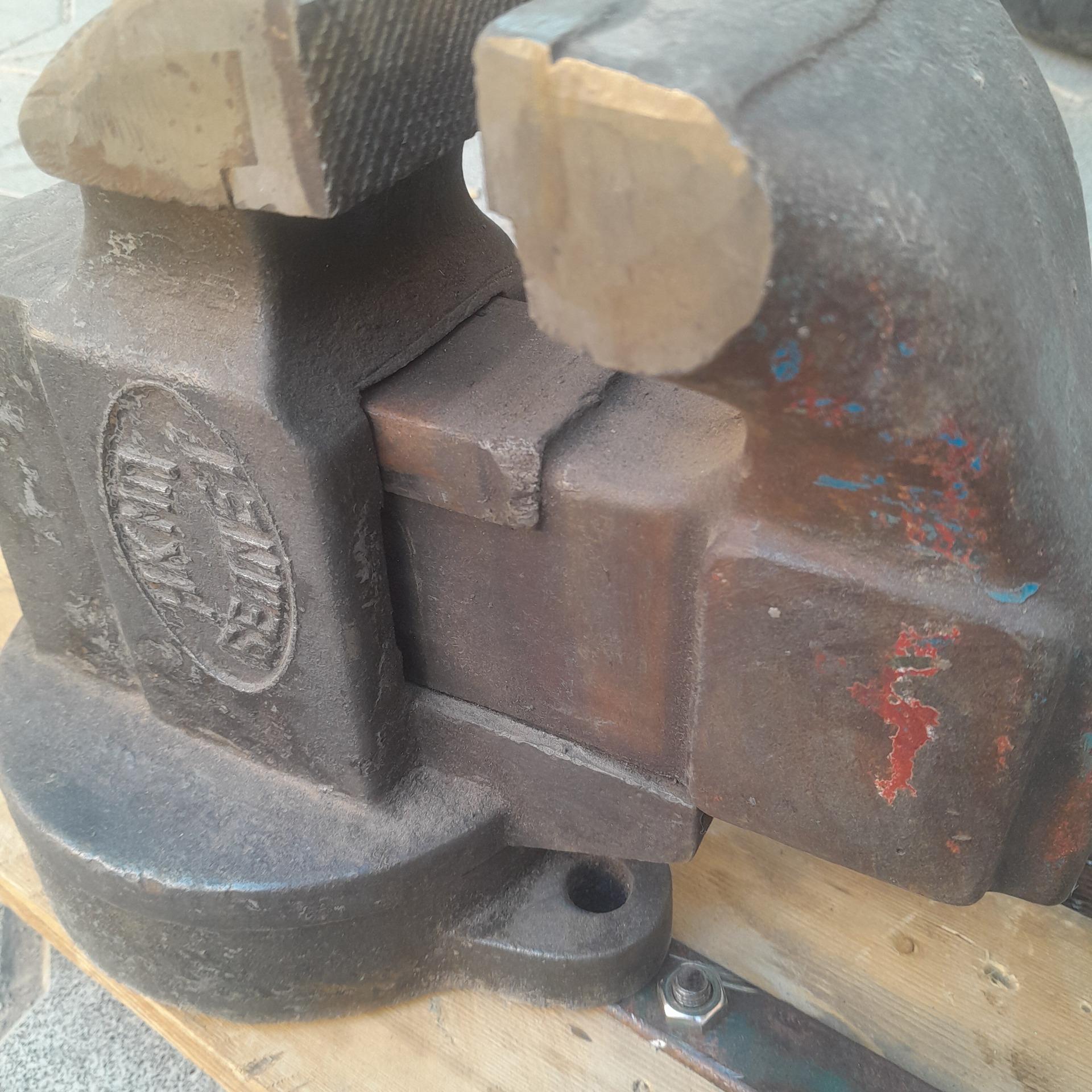 گیره رومیزی فولادی چرخشی آنتیک