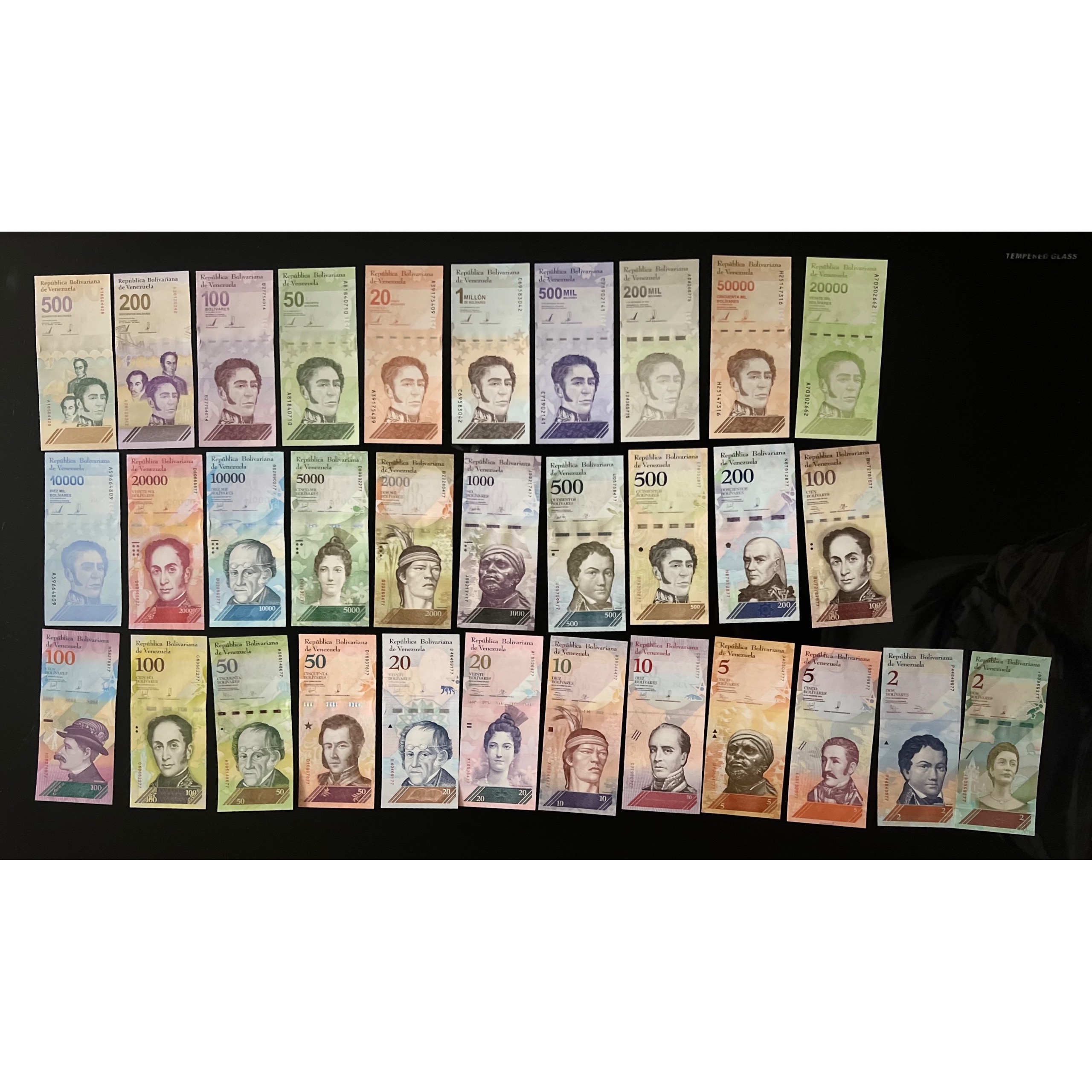 کامل ترین ست ونزوئلا 32 برگ بدون تکرار