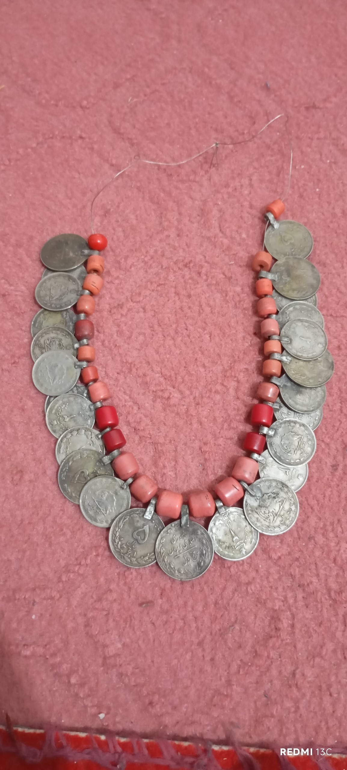 مهره آویزی قدیمی