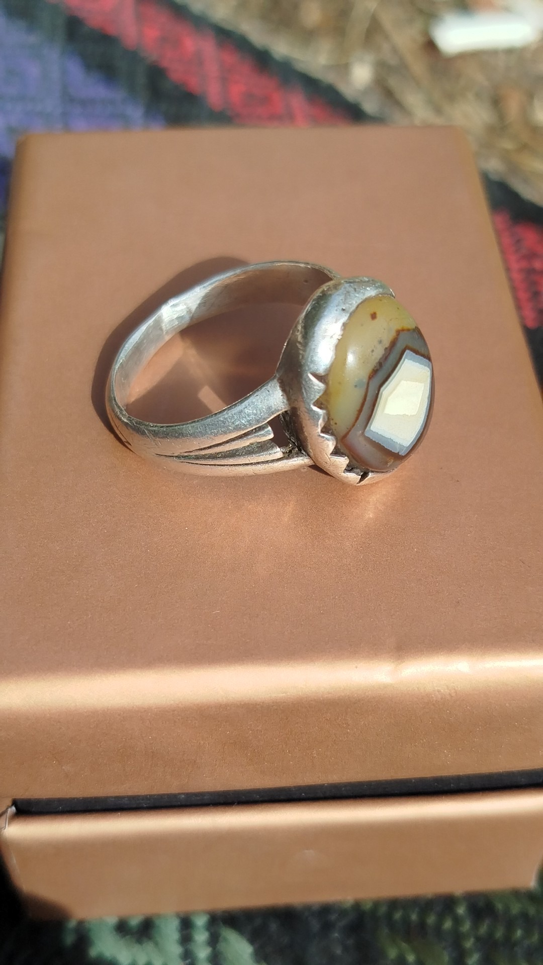 انگشتر نقره چشمی