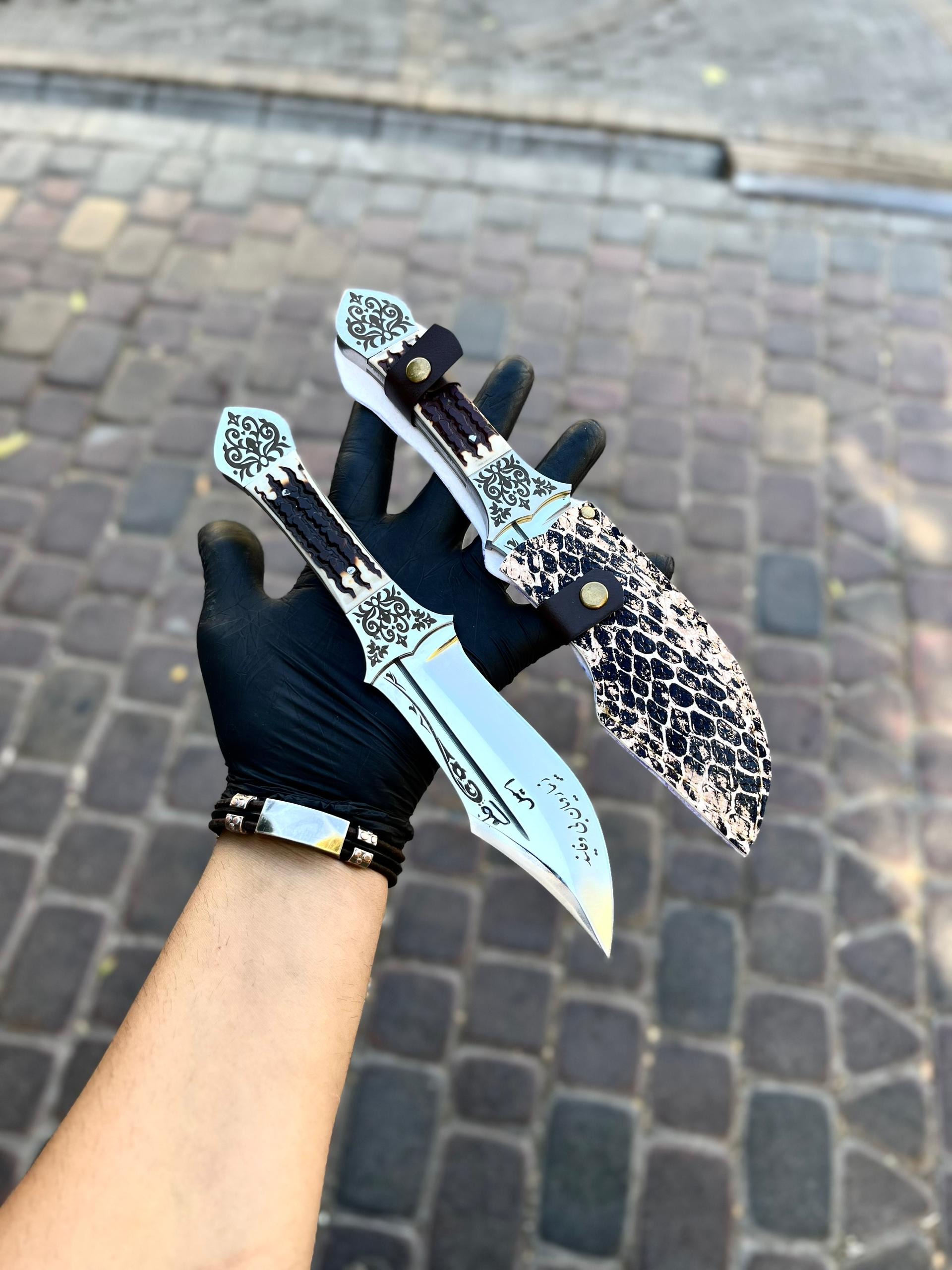 چاقو شکاری زیبارویان