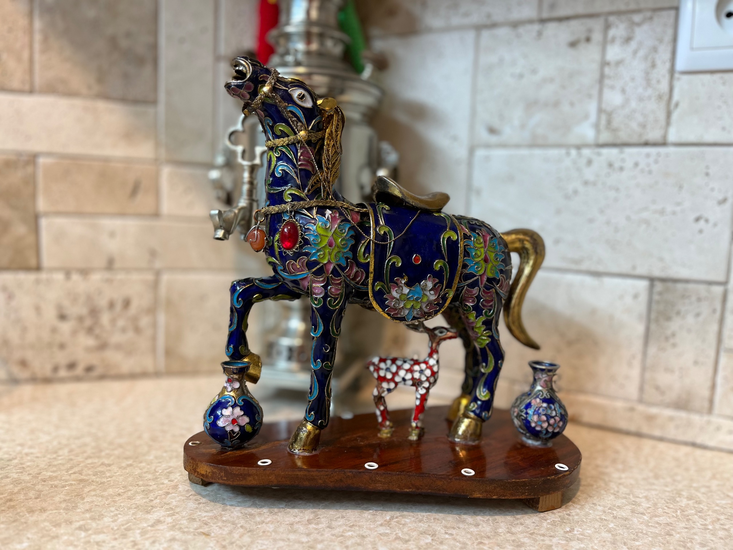 تندیس برنز میناکاری