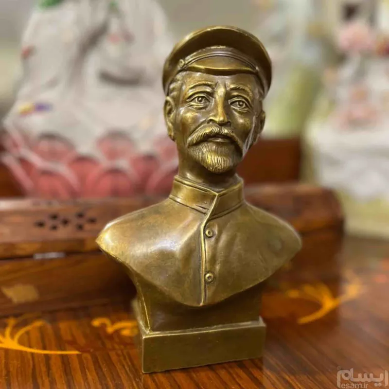 مجسمه برنزی روسی