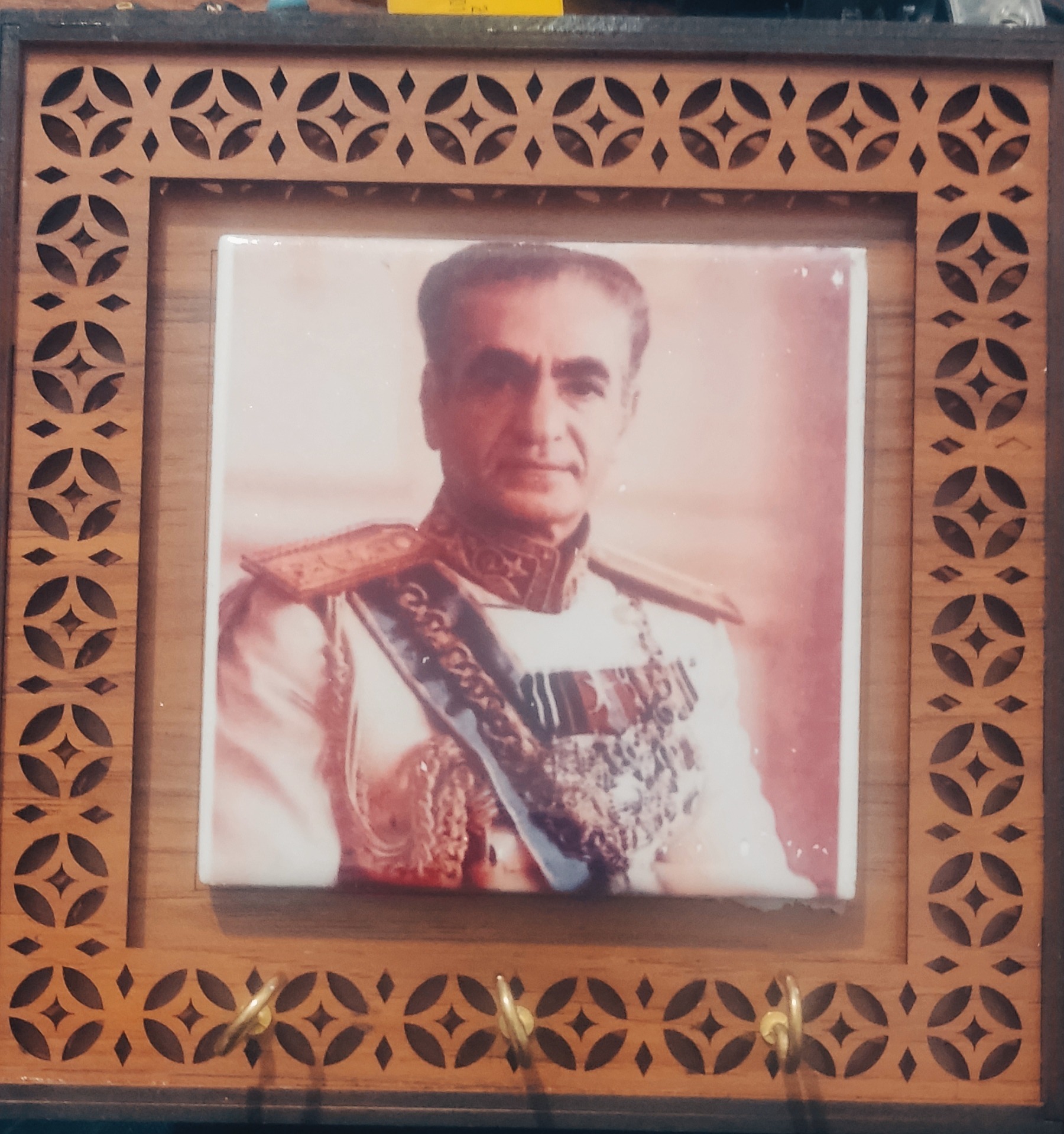 مزایده بی نظیر کاشی محمدرضا همراه با قاب