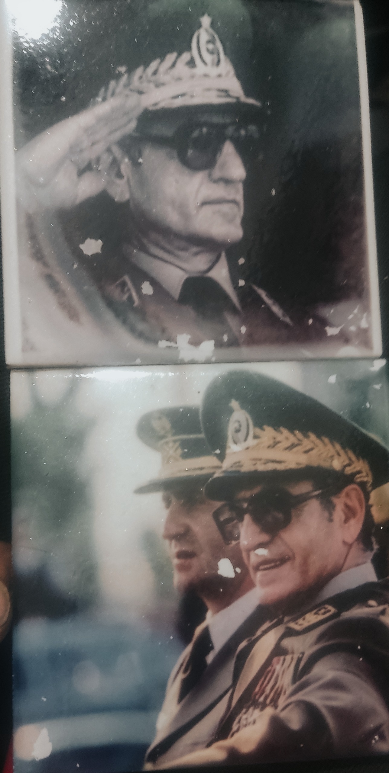  مزایده دوتا کاشی محمدرضا پهلوی