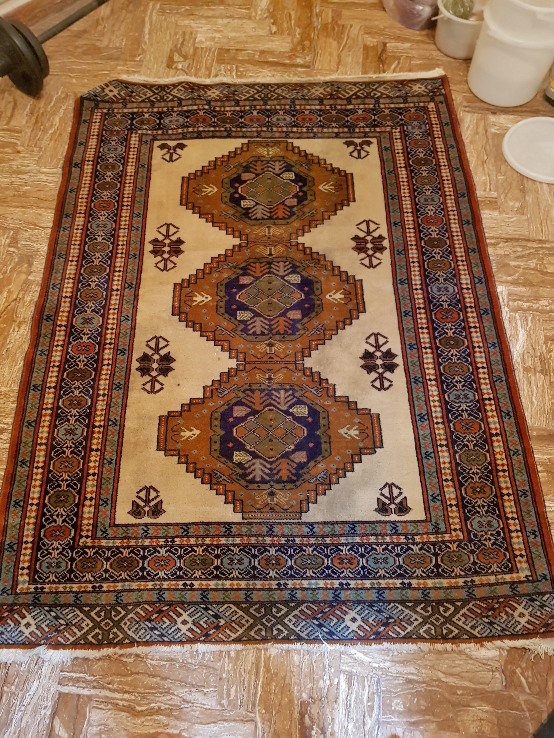دو عدد قالیچه قدیمی