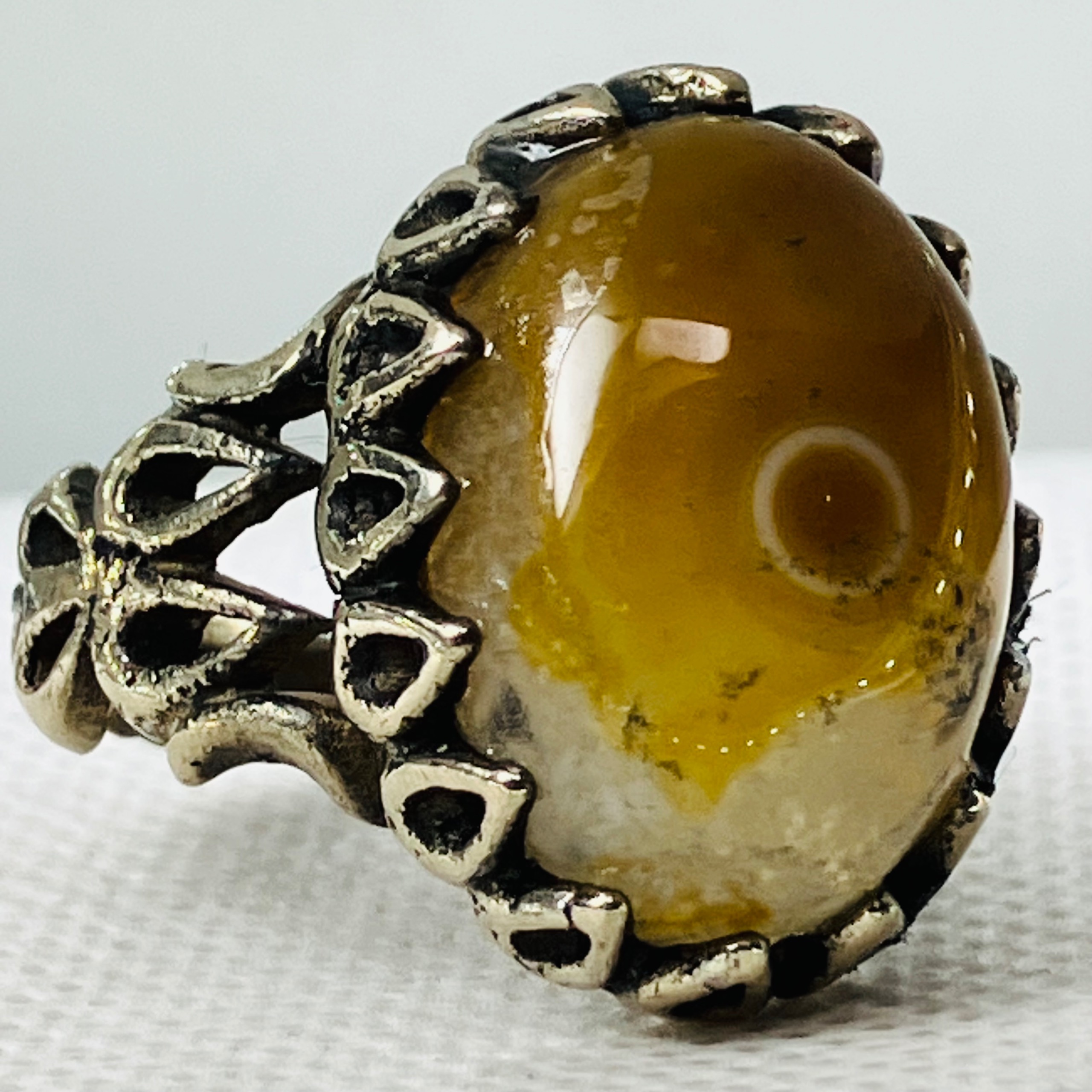 انگشتر تخم بلدرچینی عین السلطان خلیجی کلکسیونی!