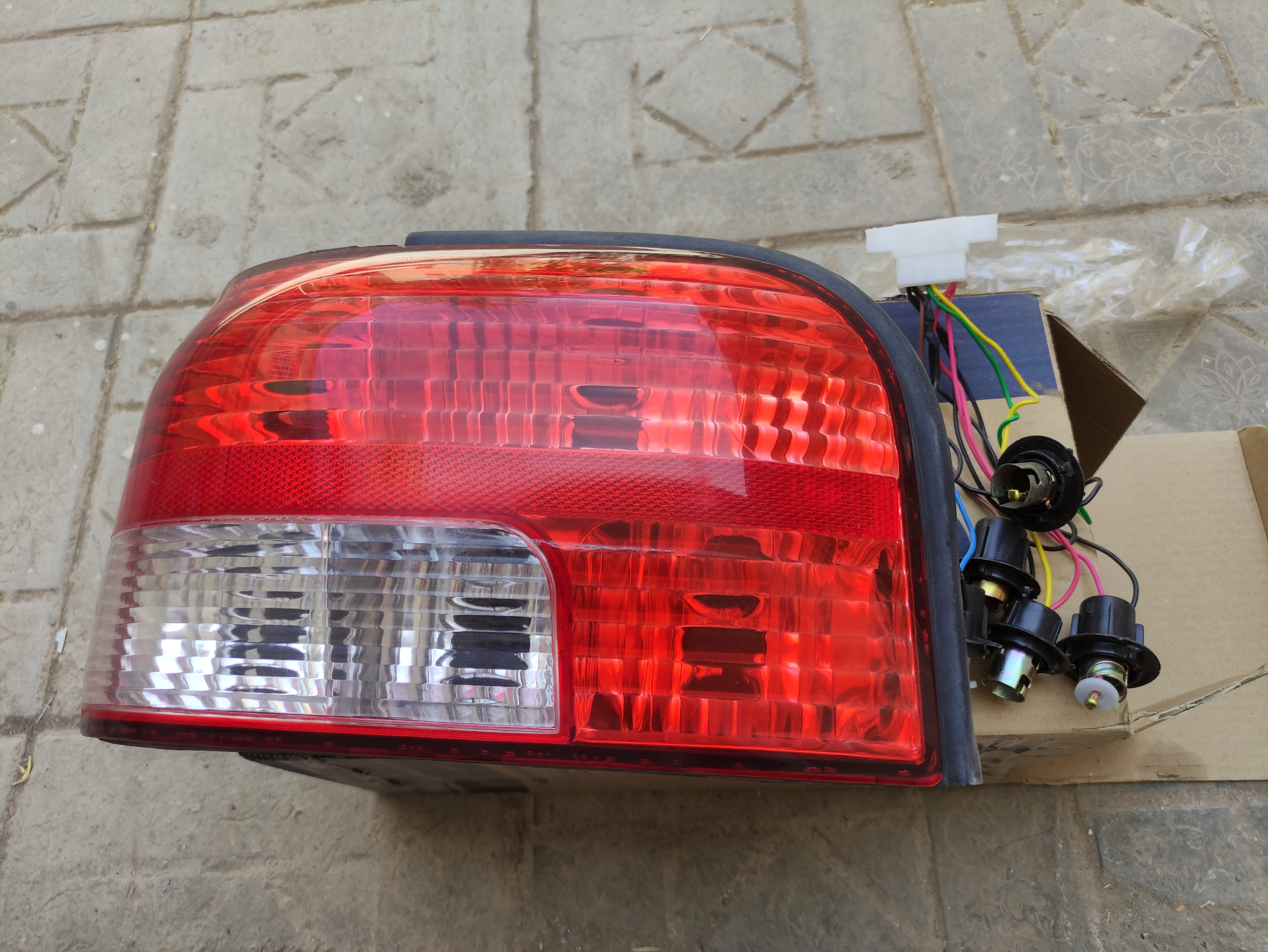 جفت چراغ خطر پراید 131