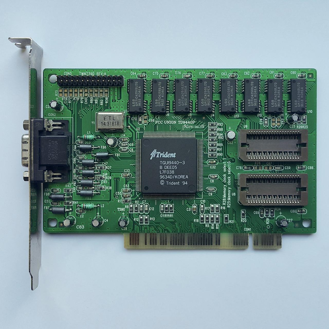 کارت گرافیک قدیمی Trident 9440 VGA PCI