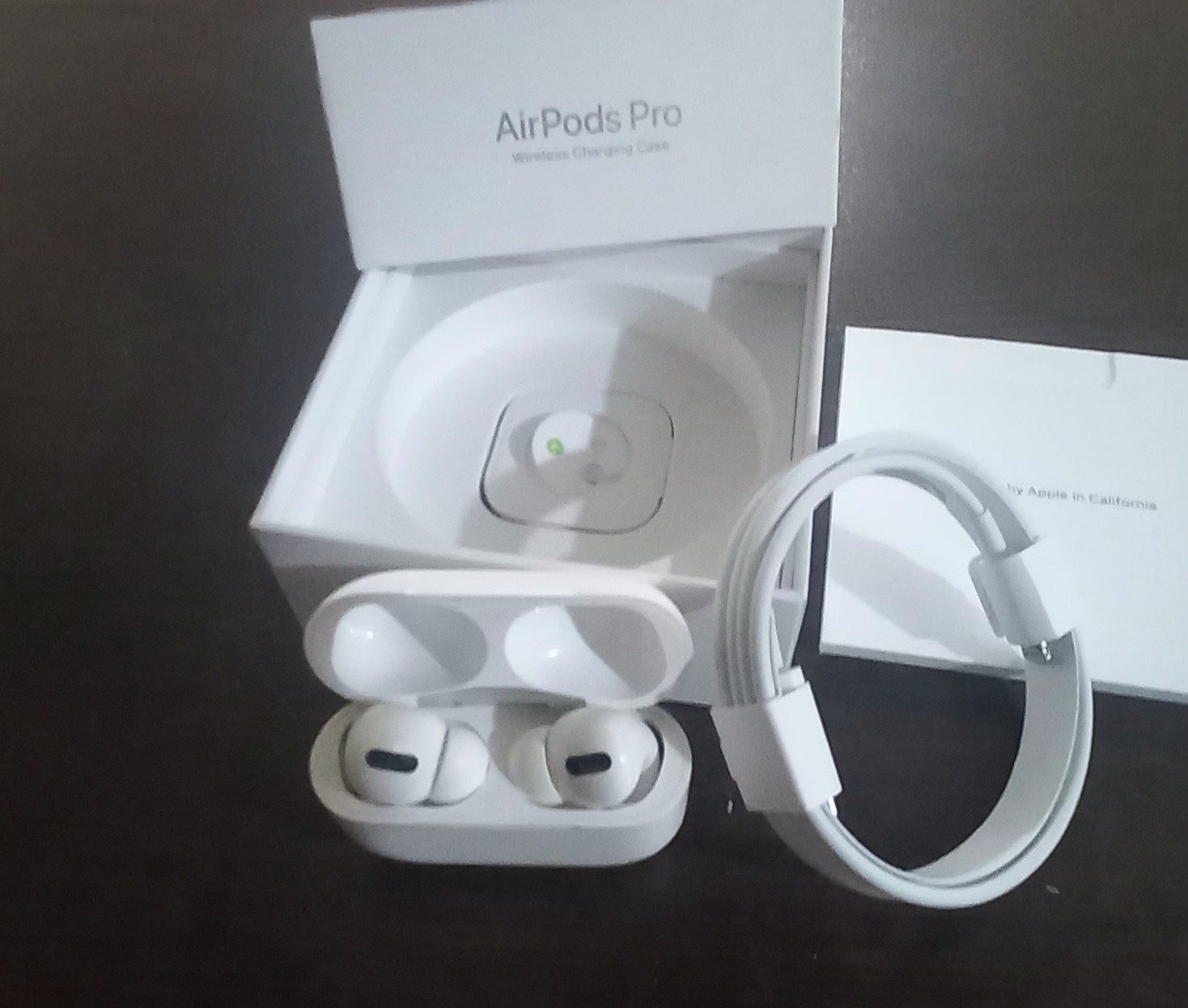 ایربادز اپل اصل