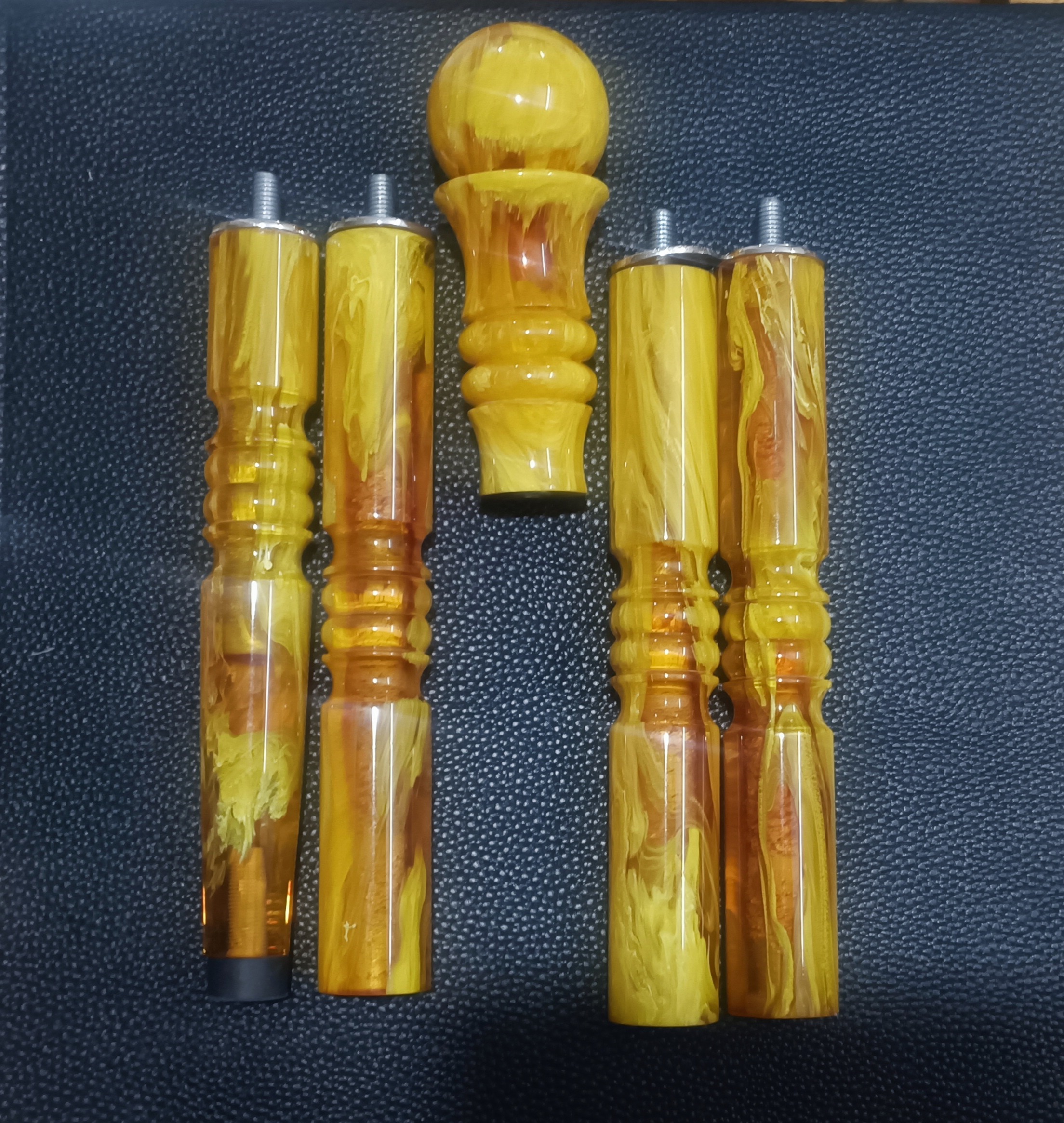 عصای کهربا ای آلمانی بو دار 850 گرمی دست ساز