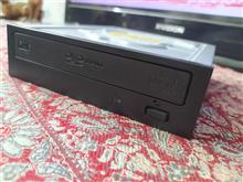 دی