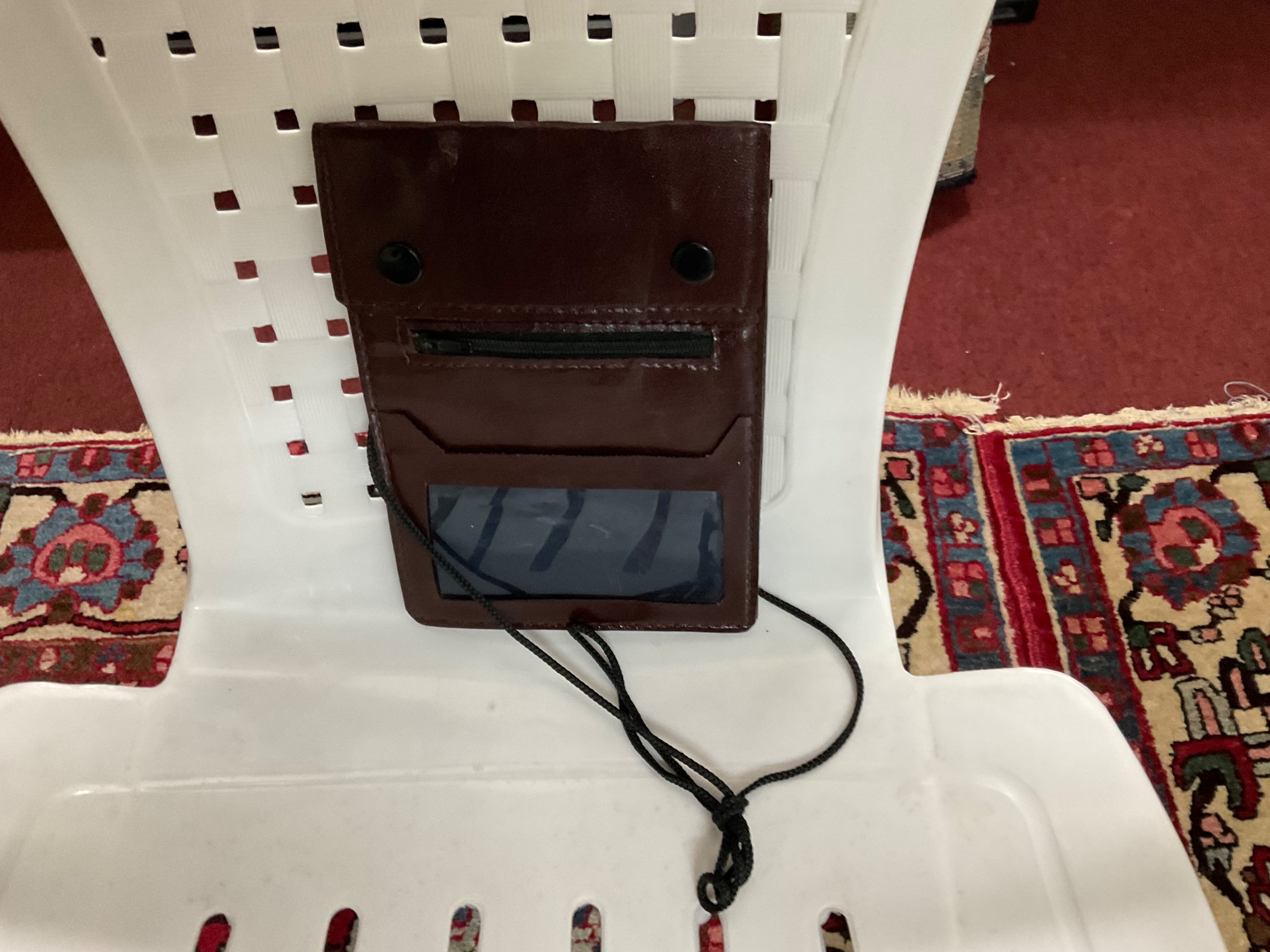 کیف اسناد و مدارک گردنی