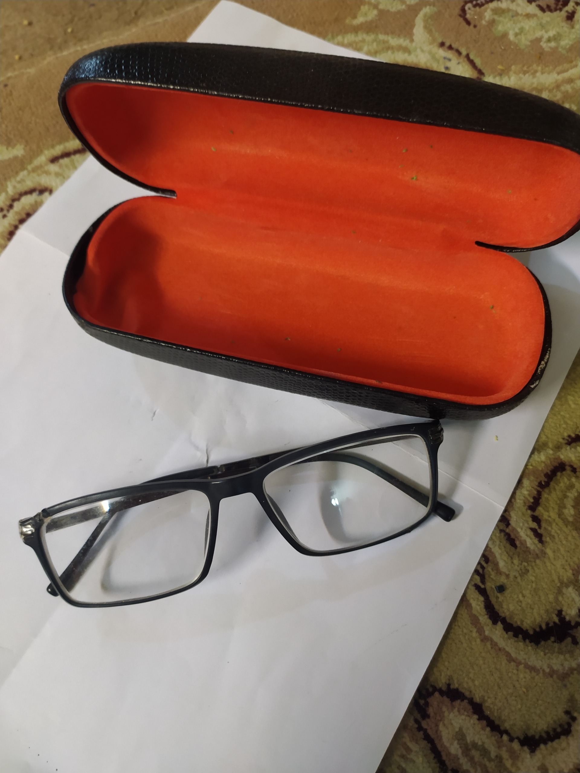 عینک طبی مردانه