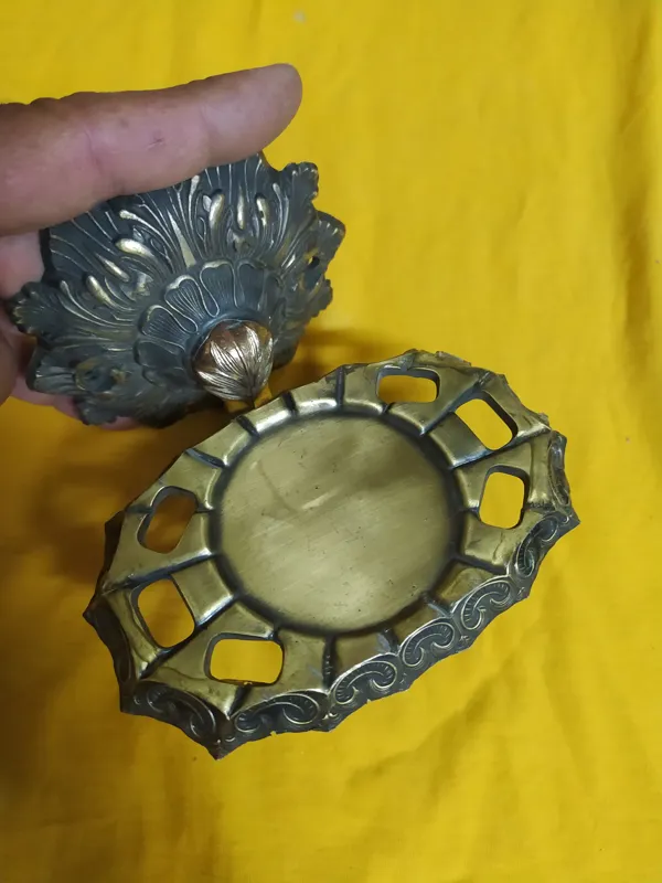 نگهدارنده دیواری قدیمی ژاپنی