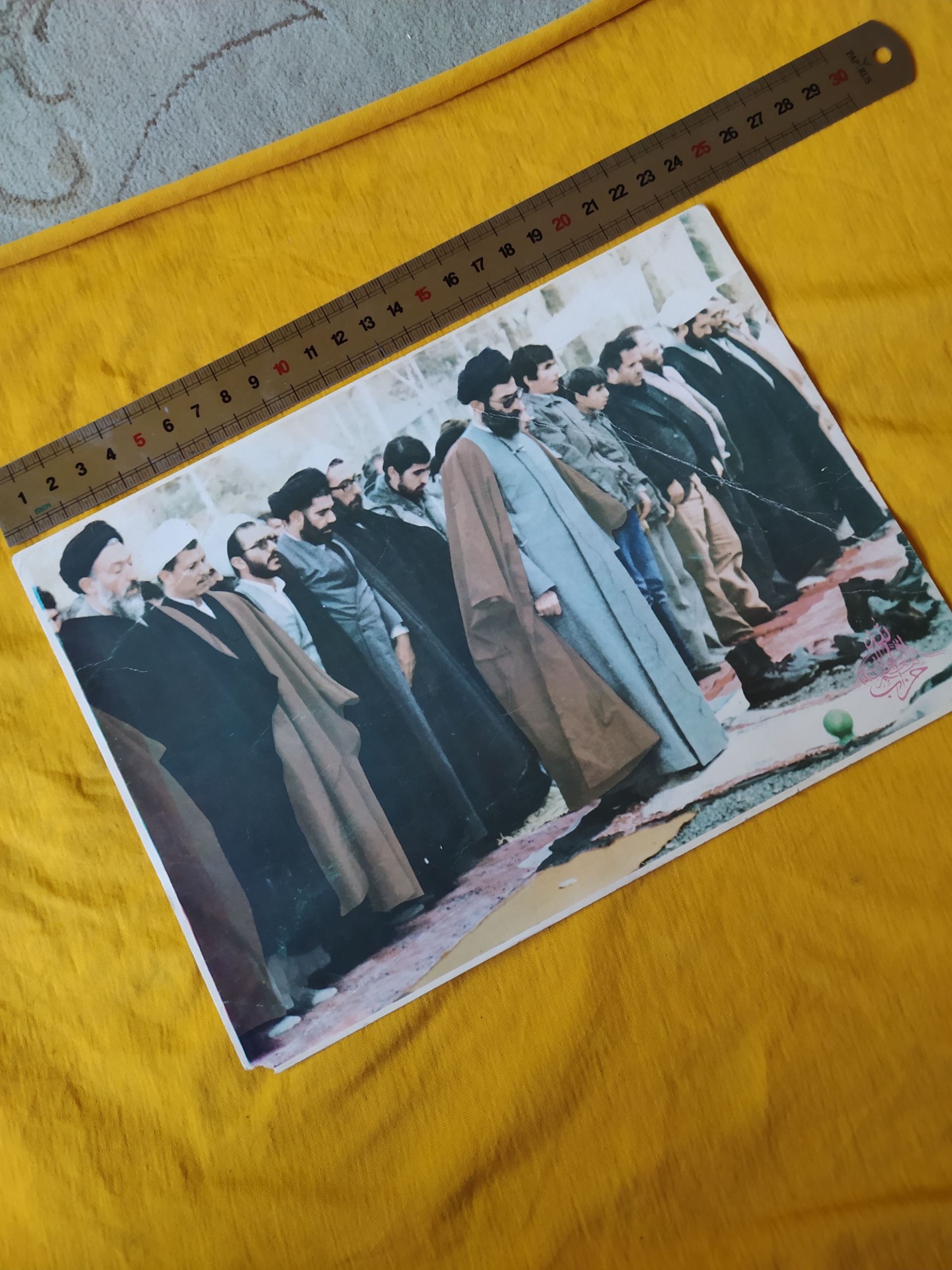 عکس نماز جماعت اول انقلاب