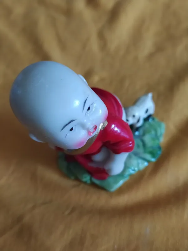 مجسمه ژاپنی جنس چینی