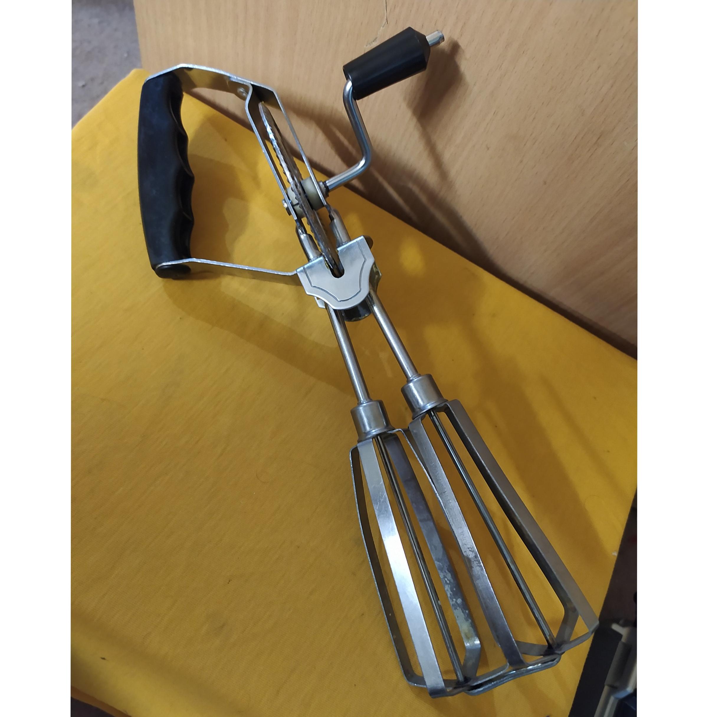 همزن دستی ژاپنی