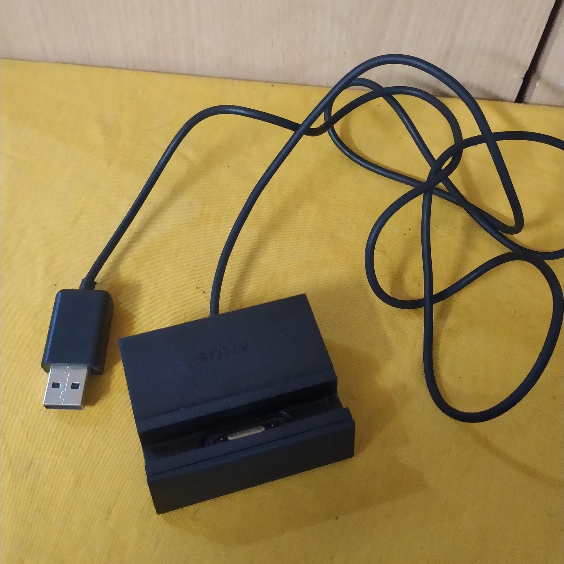 داک شارژ سونی اریکسون