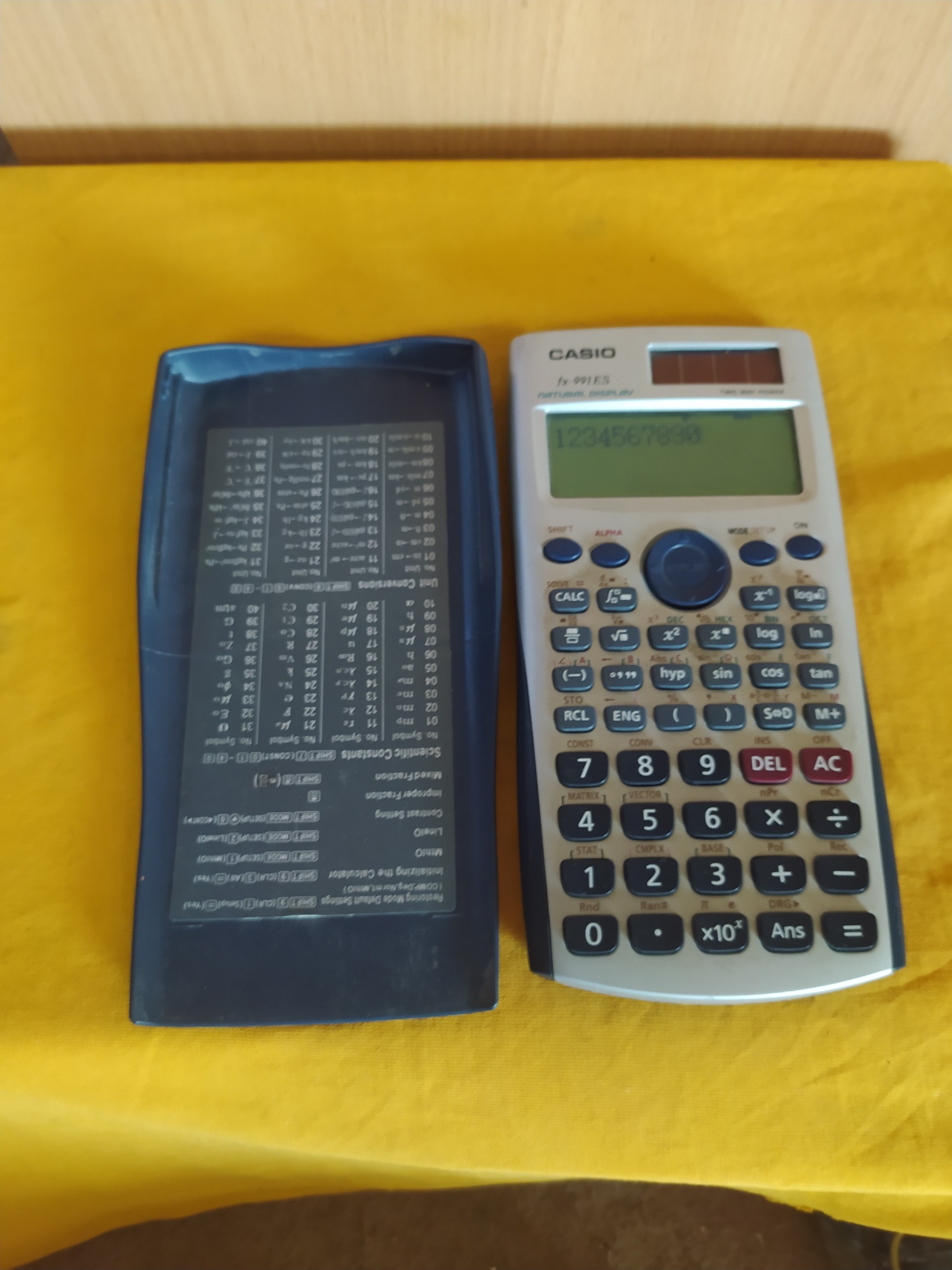 ماشین حساب مهندسی کاسیو