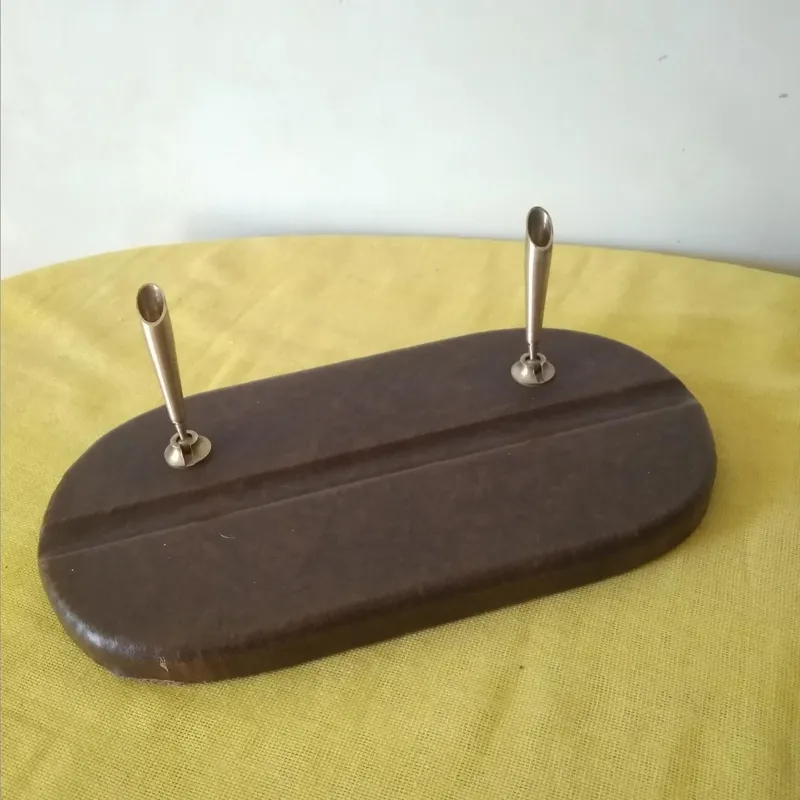 جاخودکاری رومیزی ساده و زیبا